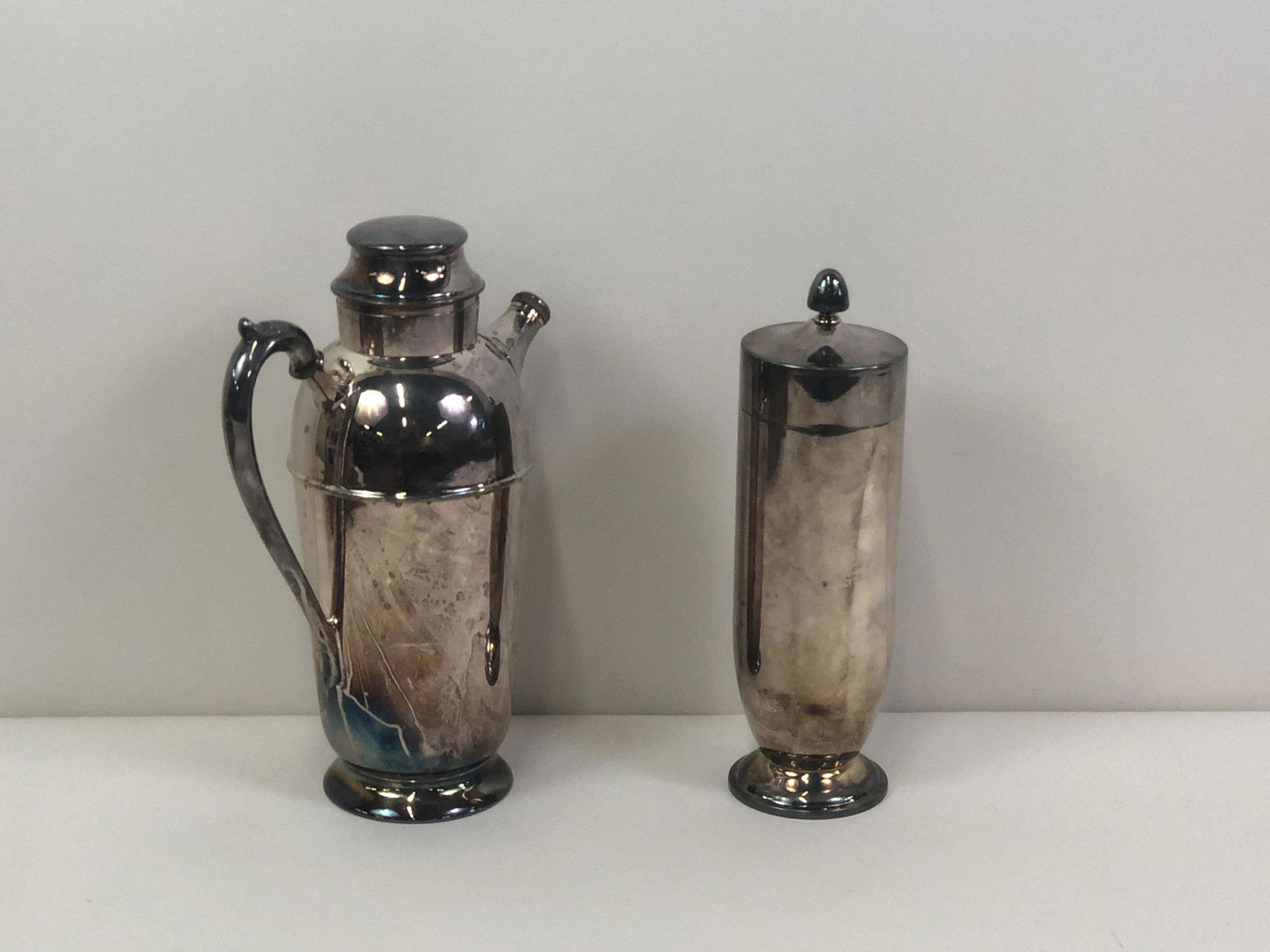 2 Silverplate Cocktail Shakers (1 of 3)