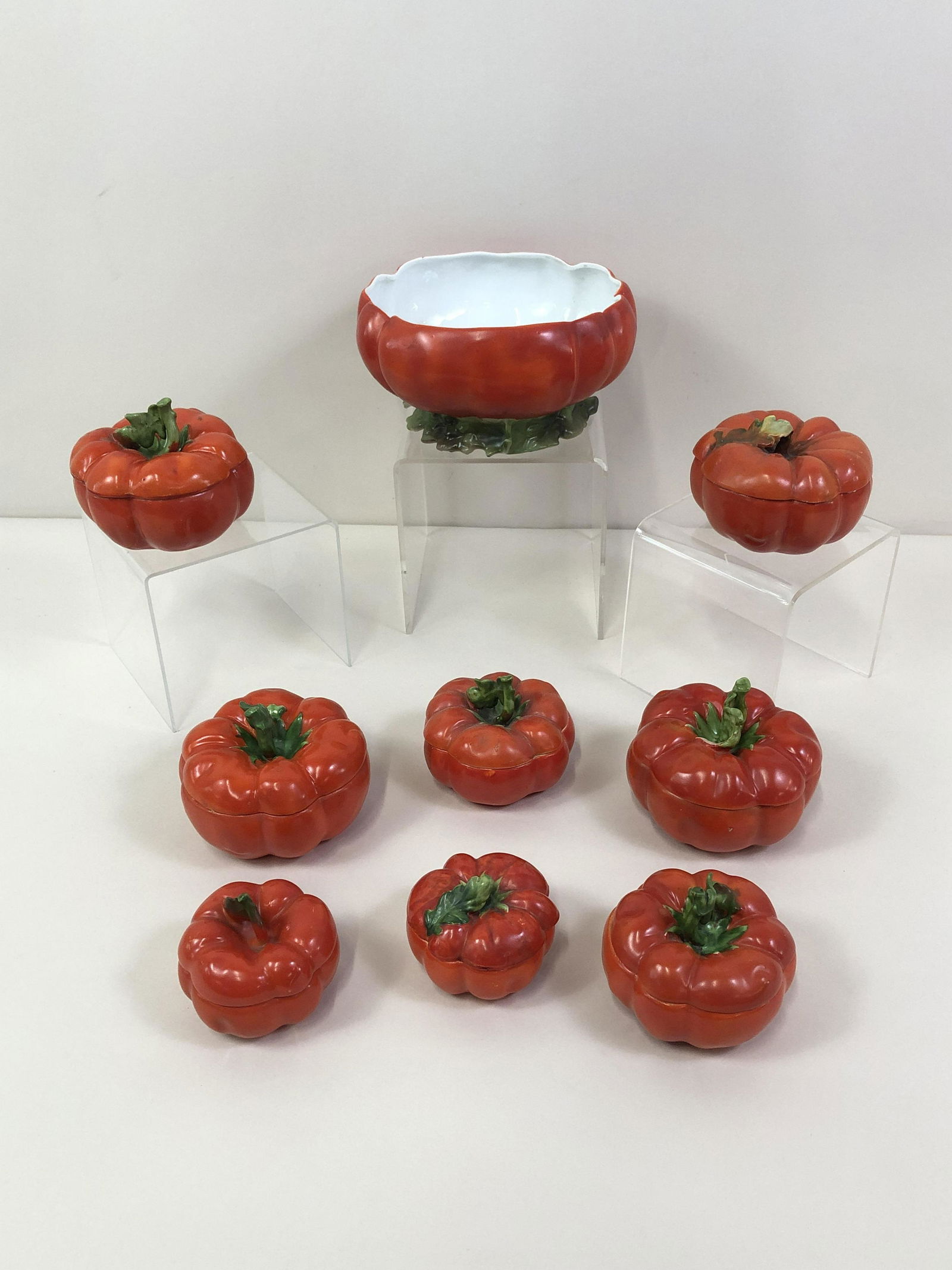 9 Royal Bayreuth Bowls (1 of 7)