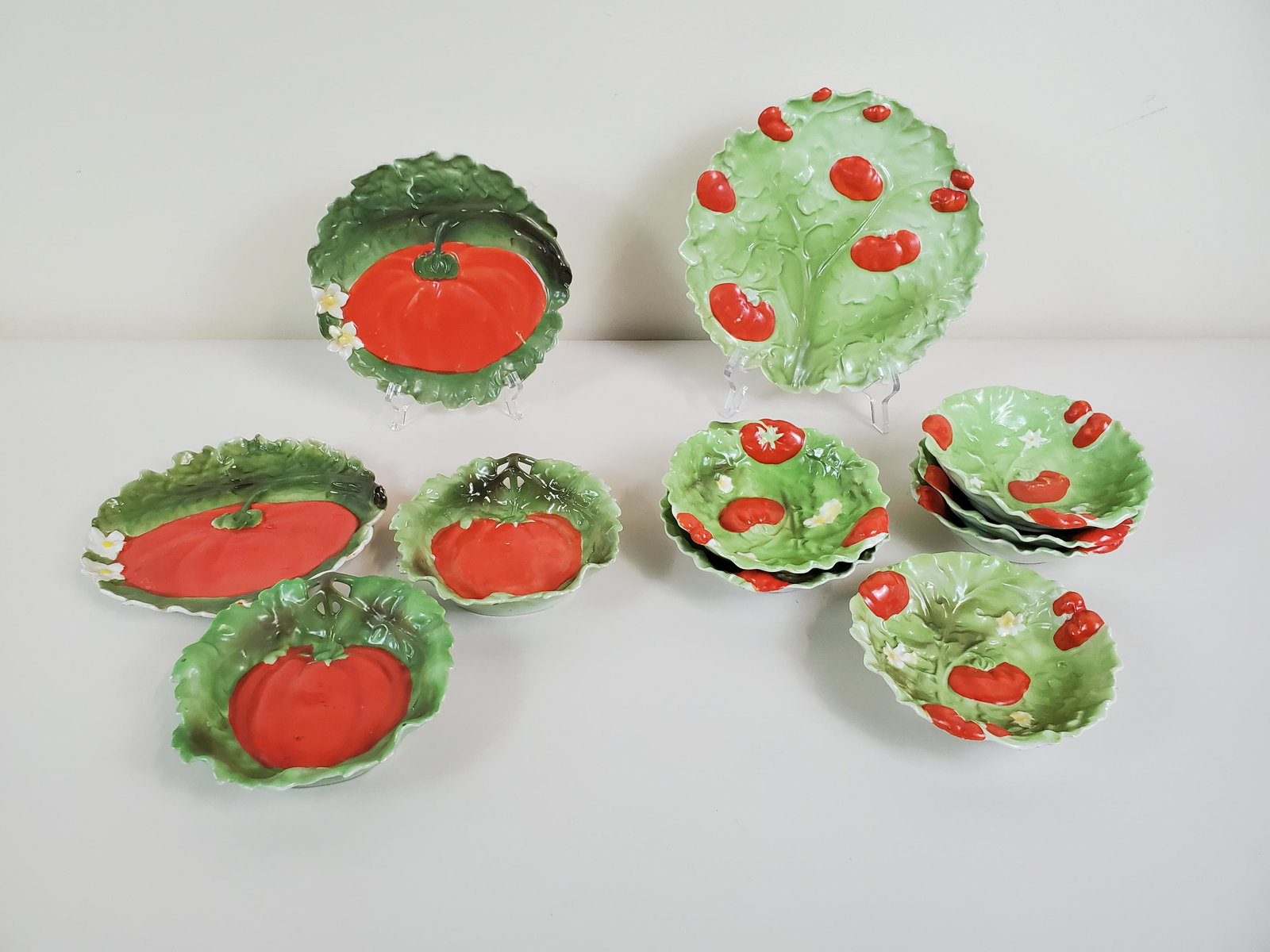 11 Pc Royal Bayreuth Tomato Set (1 of 2)