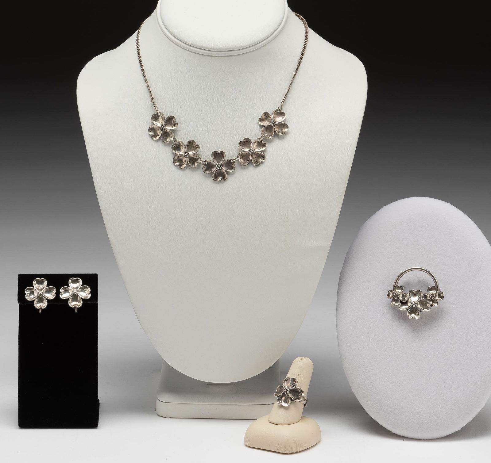 4 Pcs Sterling Dogwood Flower Jewelry (1 of 13)