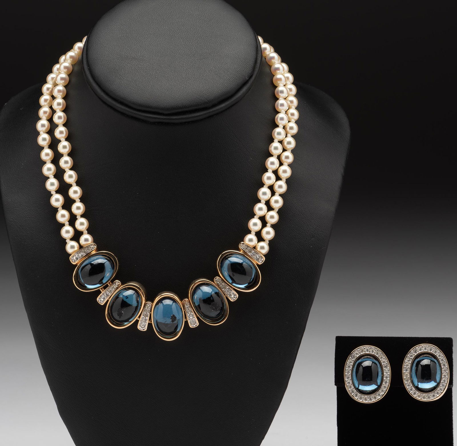 Swarovski Necklace and Earrings (1 of 8)