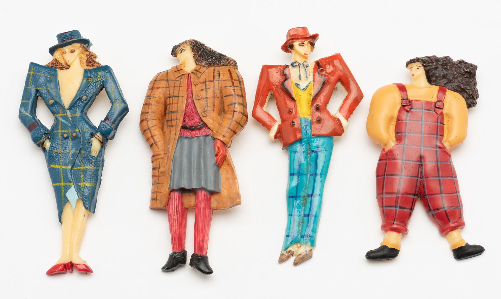4 Vintage Plastic Figural Pins (1 of 2)