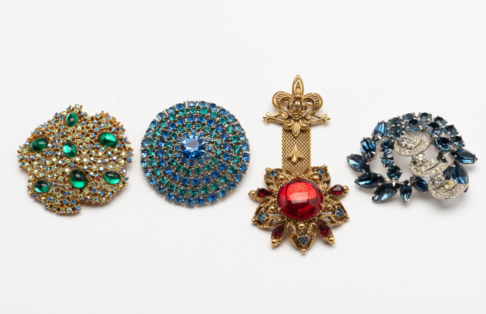 4 Signed Costume Brooches (1 of 13)