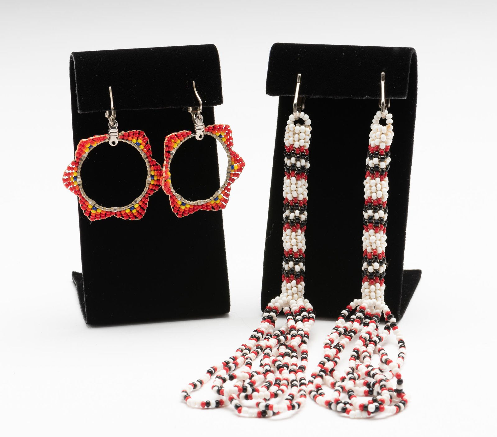 2 Prs of Vintage Native American Beadwork Earrings (1 of 5)