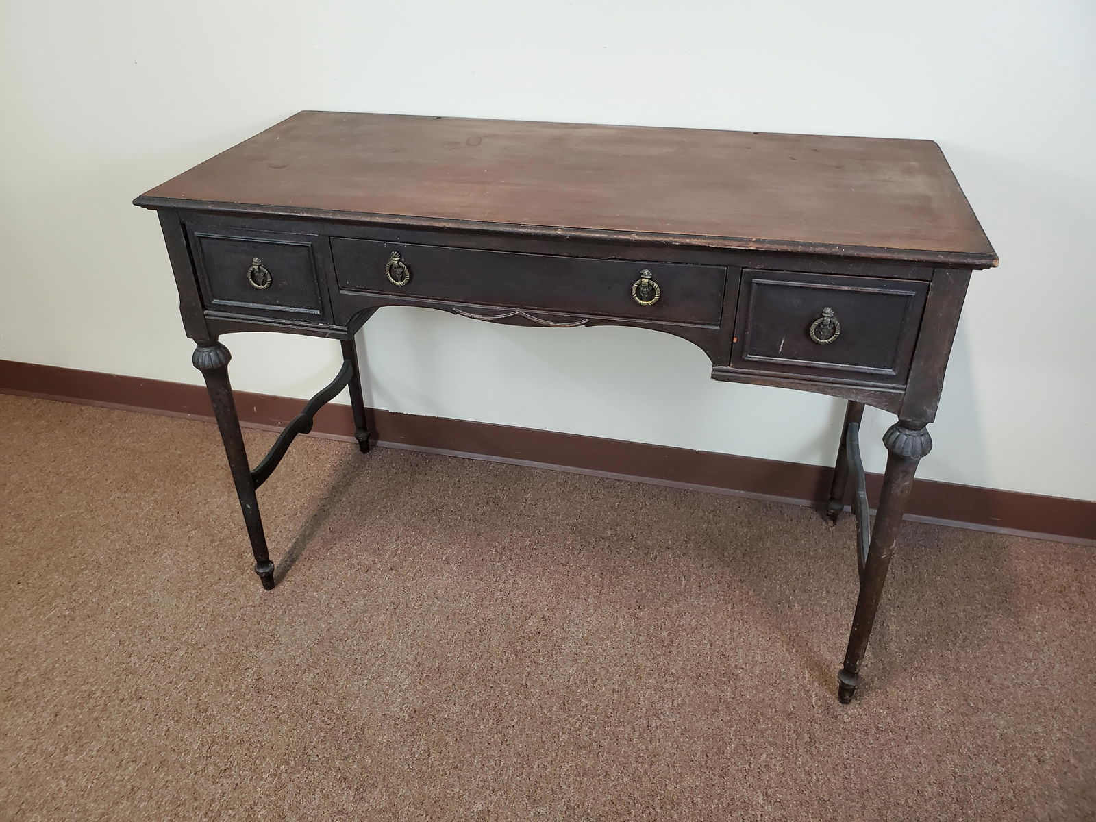 Vintage Vanity (1 of 5)