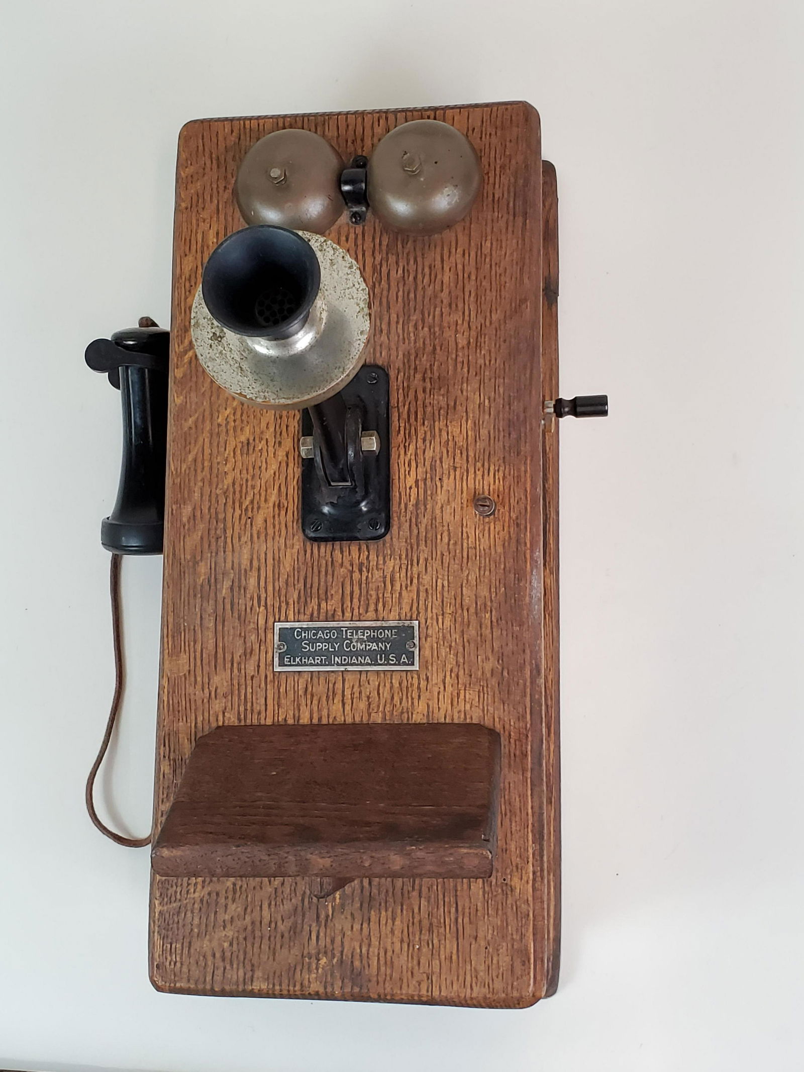 Chicago Telephone Antique Wall Phone (1 of 3)