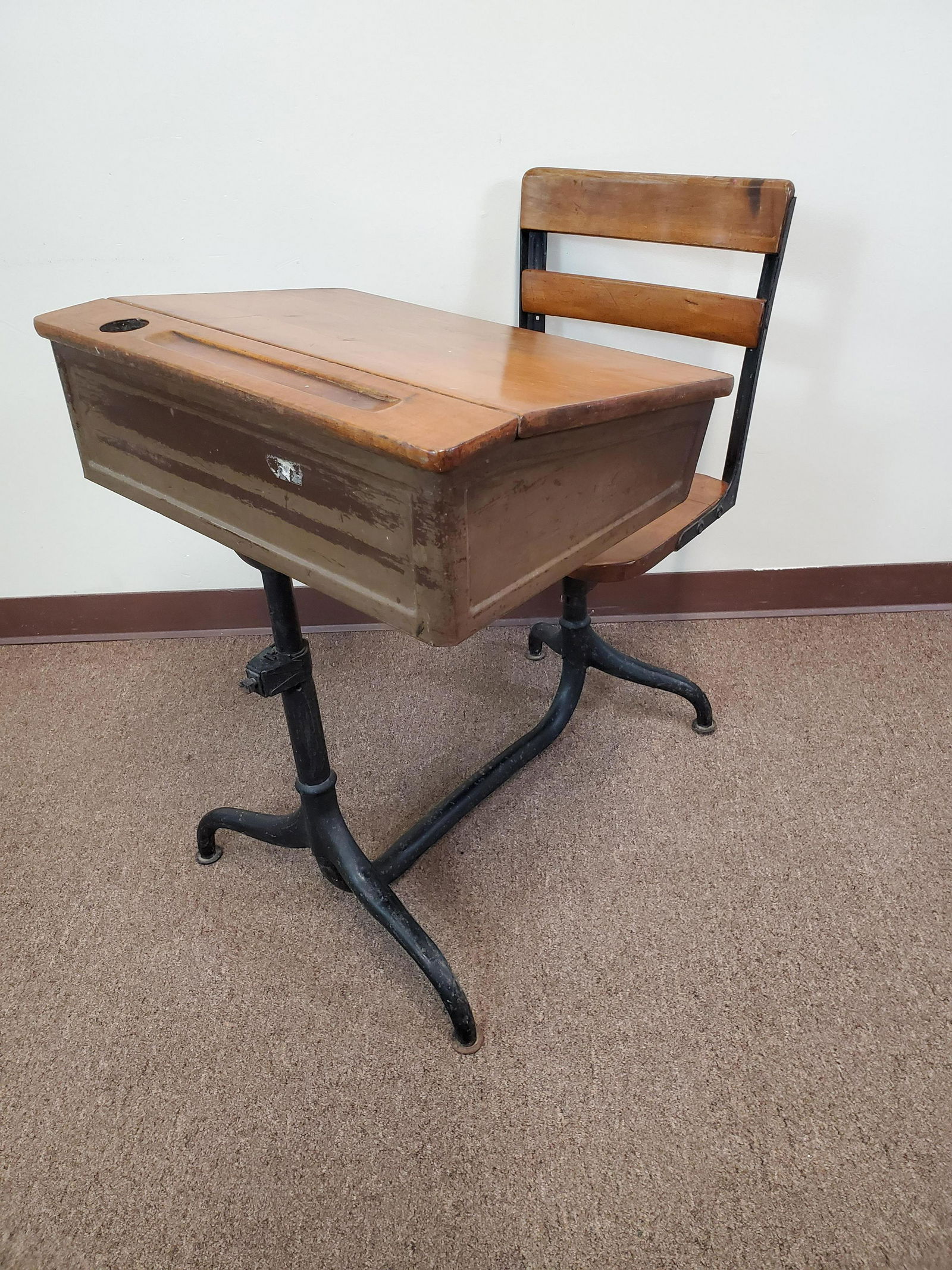Vintage School Desk (1 of 5)