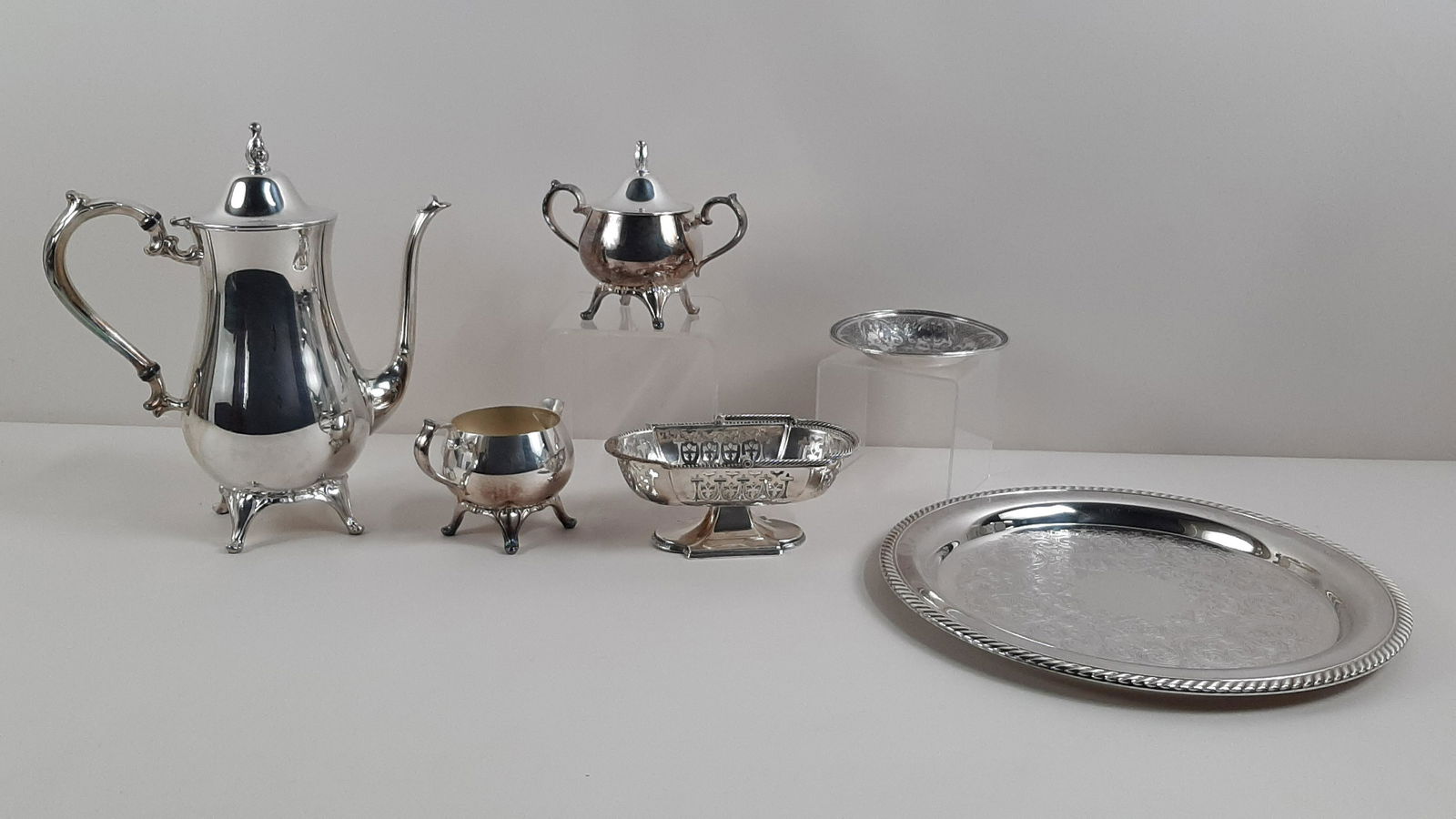 5 Pcs Silverplate incl 3 Pc Coffee Set (1 of 4)