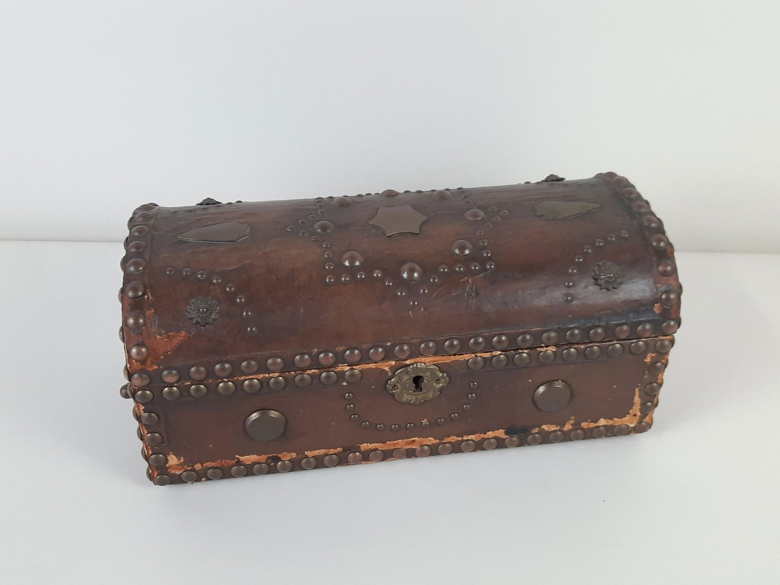 Dome Top Leather Wrapped and Studded Box (1 of 5)