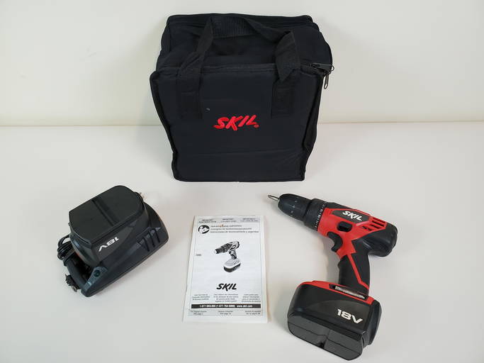 Skil 18v Cordless Drill W/ Charger, Bag, Batteries