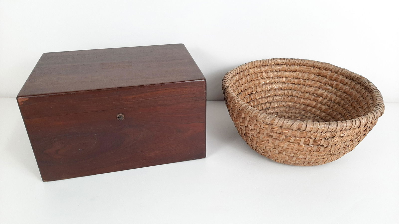 Antique Rye Basket and Wood Box (1 of 6)