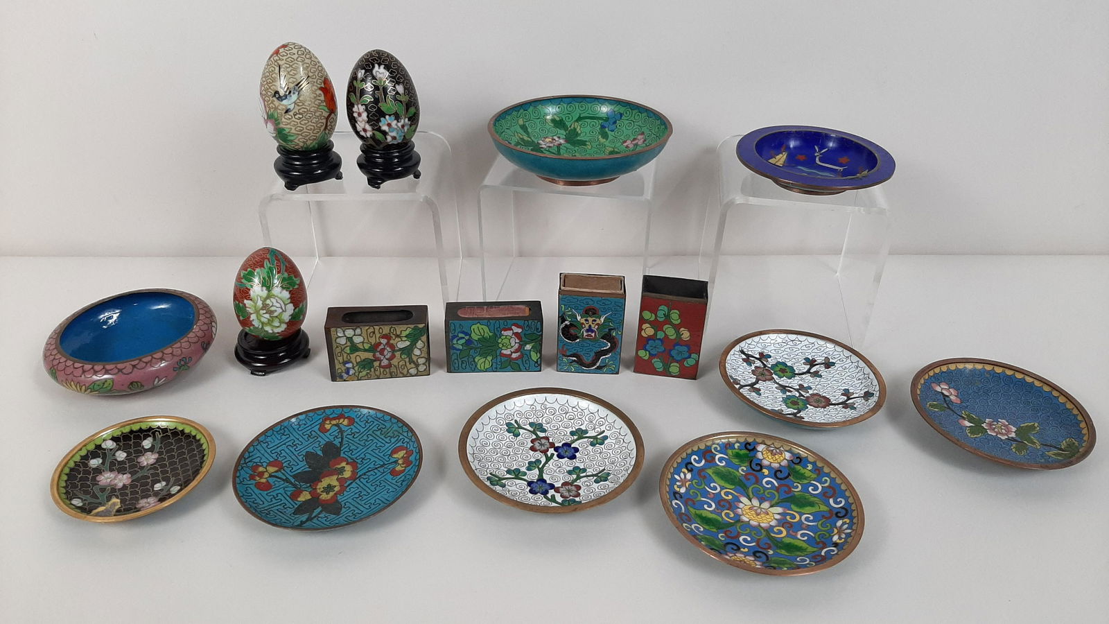 16 Pcs Cloisonne incl. Eggs and Matchbox Holders (1 of 8)