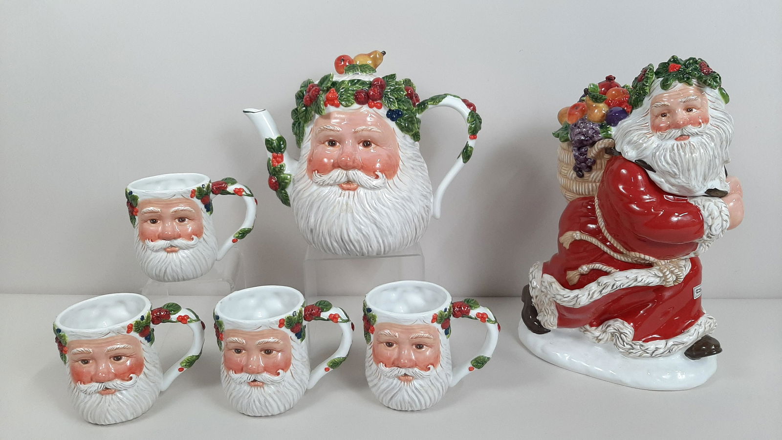 Department 56 Santa Cookie Jar and Hot Chocolate Set (1 of 4)