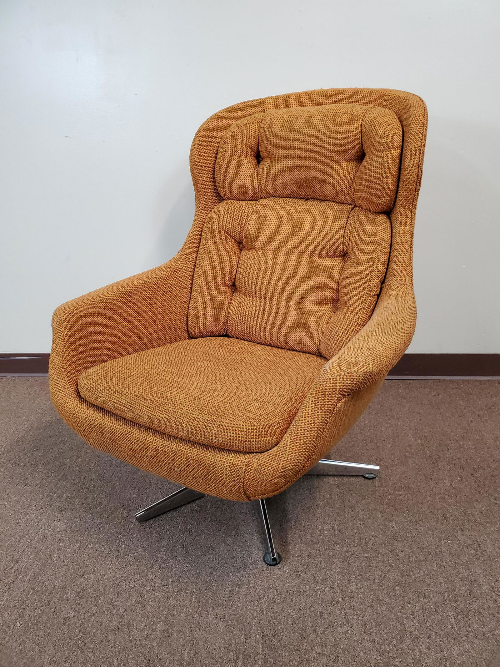 Doerner-Faultless Mid Century Arm Chair (1 of 5)