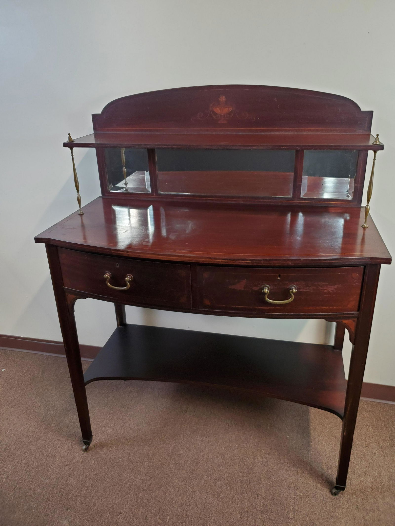 C. 1900 Server with Inlay (1 of 7)