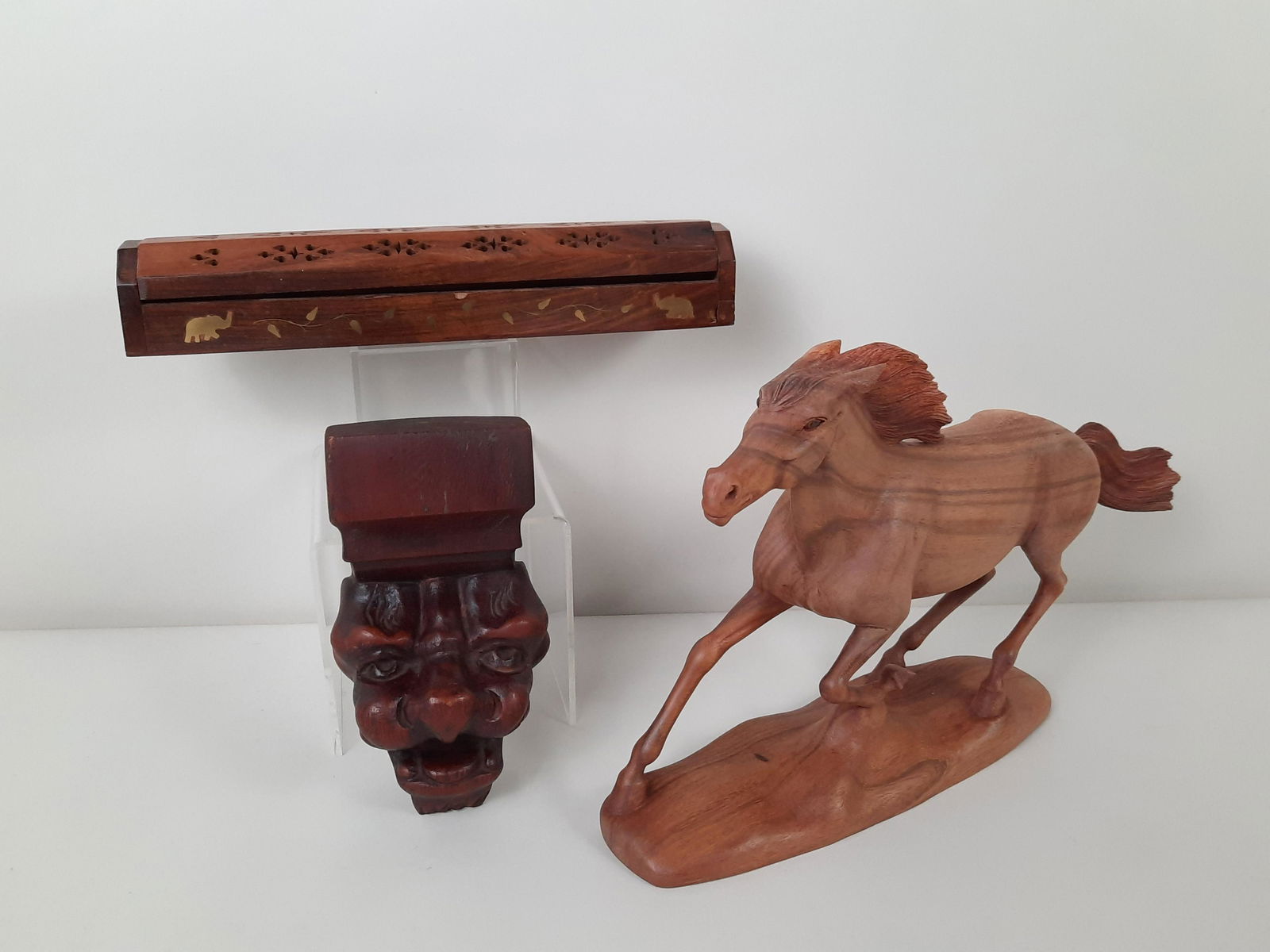 3 Wood Carved Sculptures and Box (1 of 6)