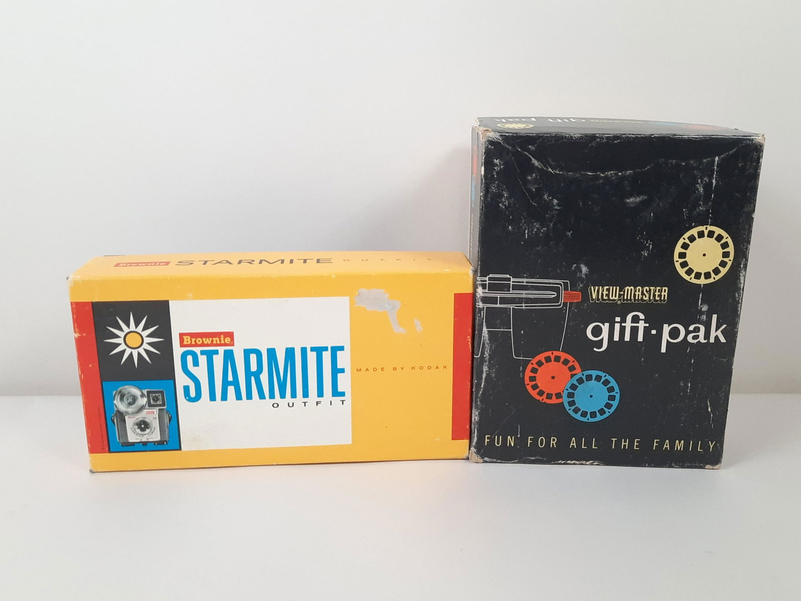 View Master with Slides and Brownie Camera (1 of 5)