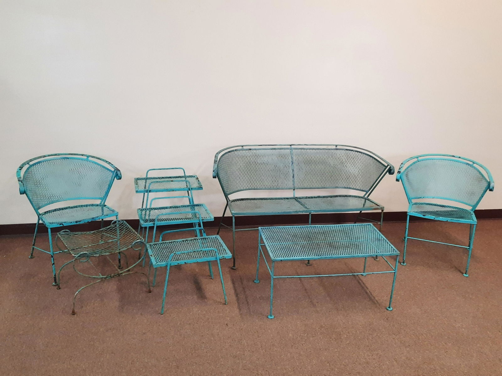 8 Pcs Vintage Wrought Iron Outdoor Furniture (1 of 5)