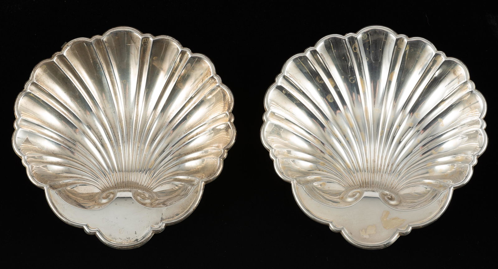2 Gorham Sterling Scallop Bon Bon Bowls (1 of 3)