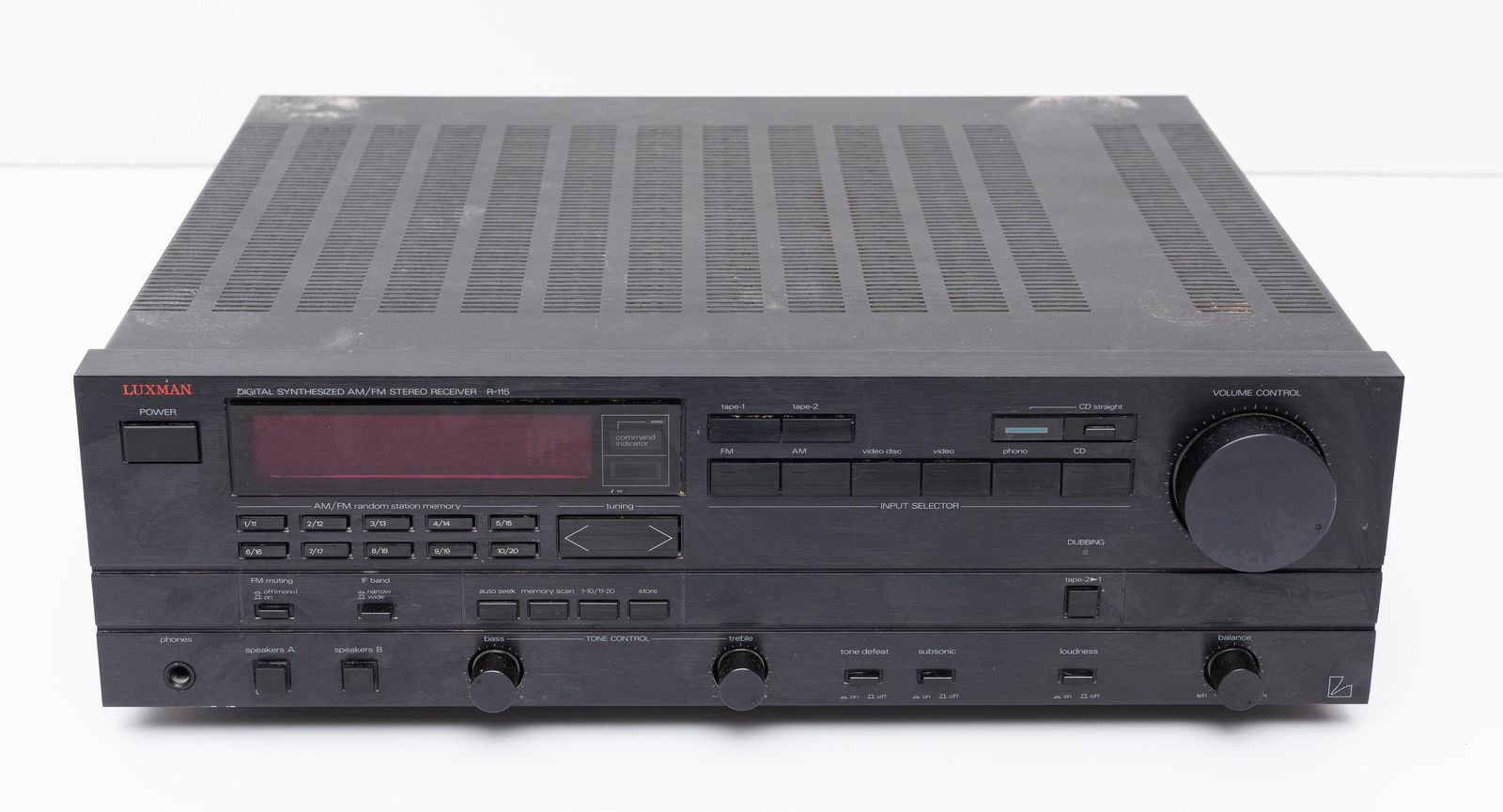 Luxman Synthesized Stereo Receiver: Powers on. 17" wide x 15" deep x 5" high. IMPORTANT: Before bidding, please read the terms and conditions. When you registered for the auction you agreed to these terms and will be required to comply