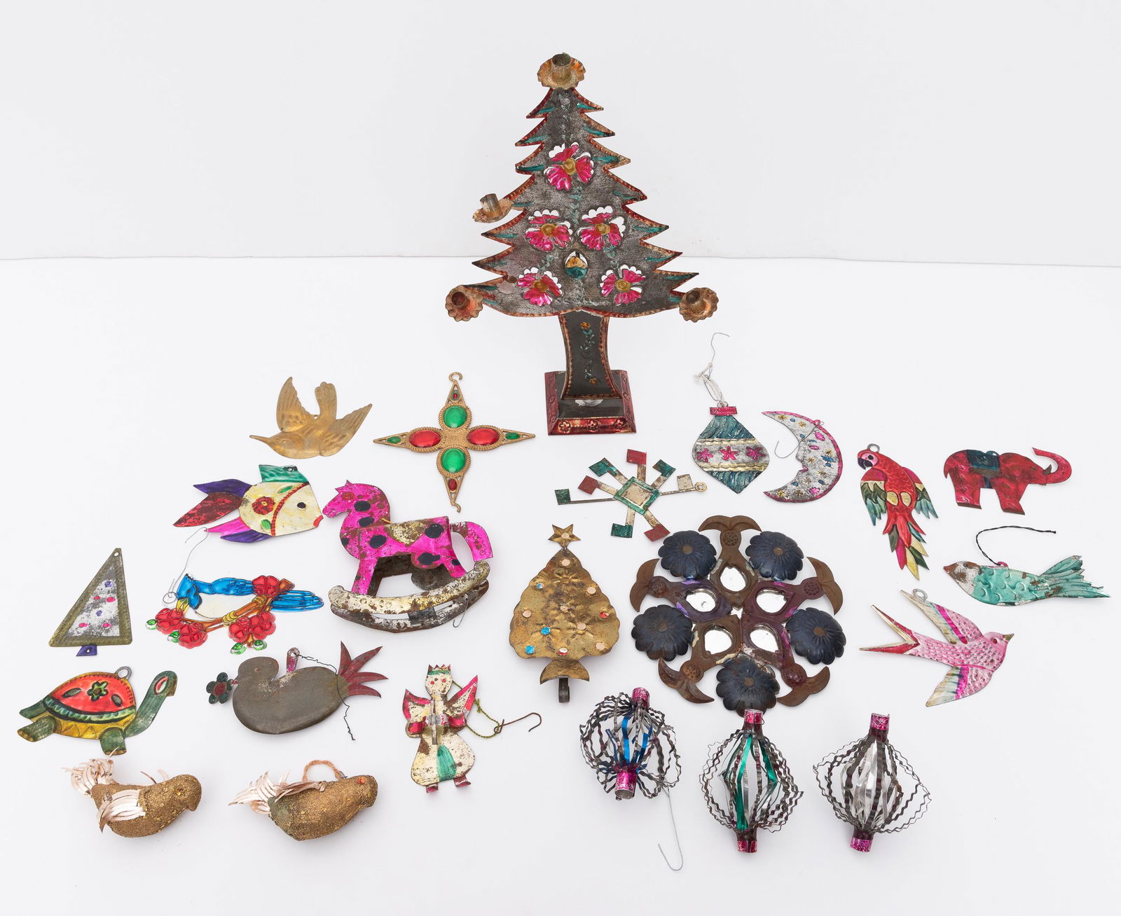 Vintage Christmas Tin Decorations (1 of 1)