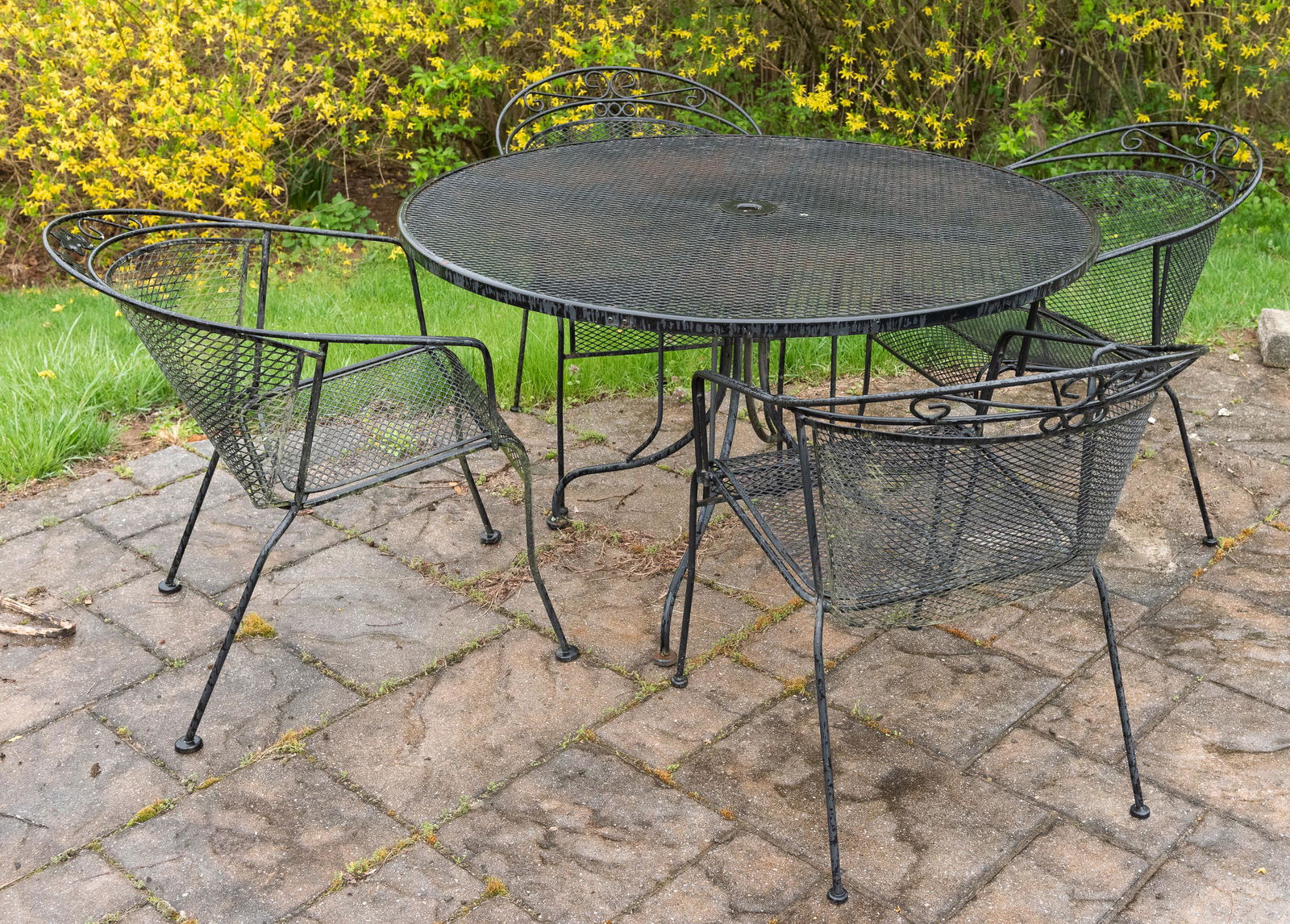 5 Pc Metal Outdoor Dining Set (1 of 2)