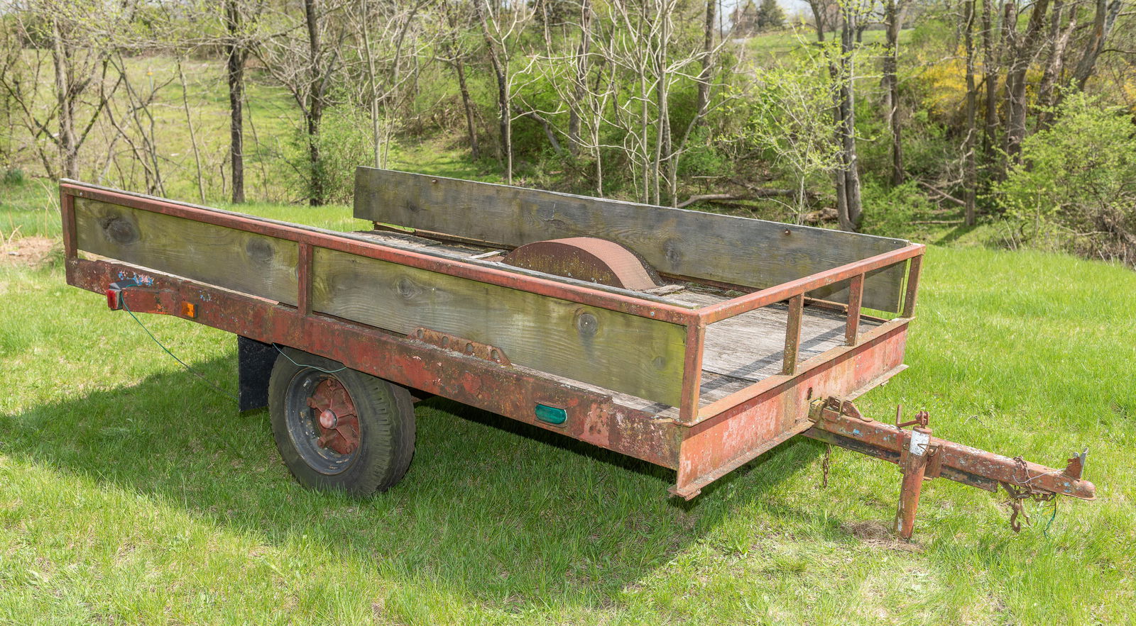 Utility Trailer (1 of 5)