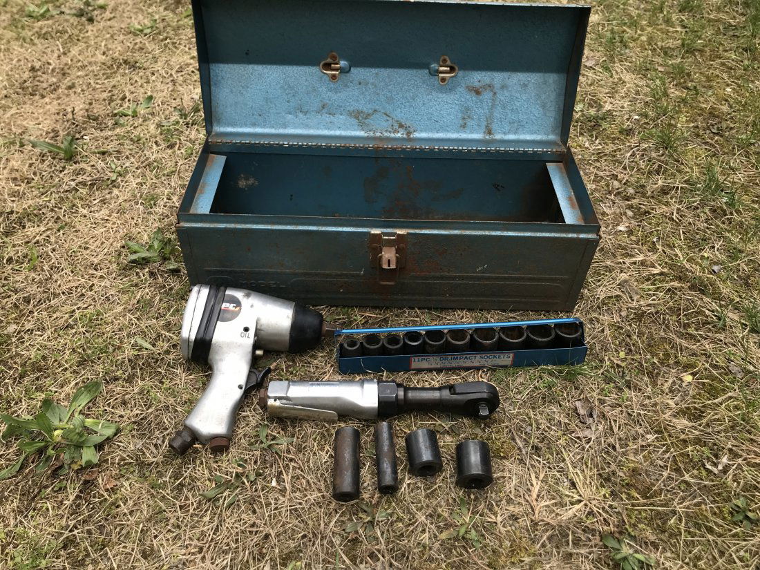 Tool Box with Pneumatic Ratchet & Impact Wrench (1 of 4)