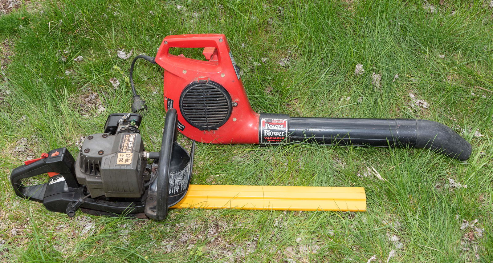 Craftsman Bushwacker & Blower (1 of 3)