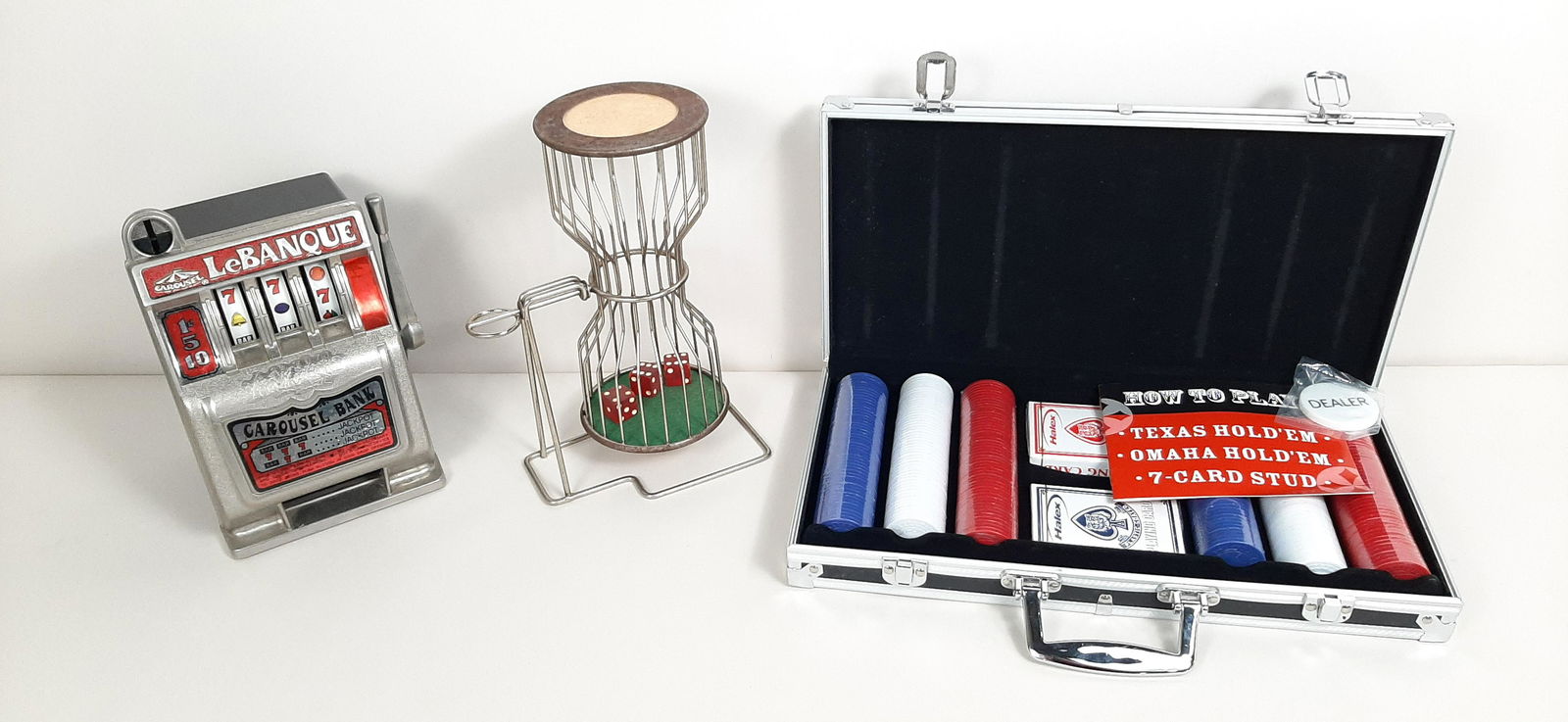 Slot Machine Bank, Dice Shaker and Poker Set (1 of 9)