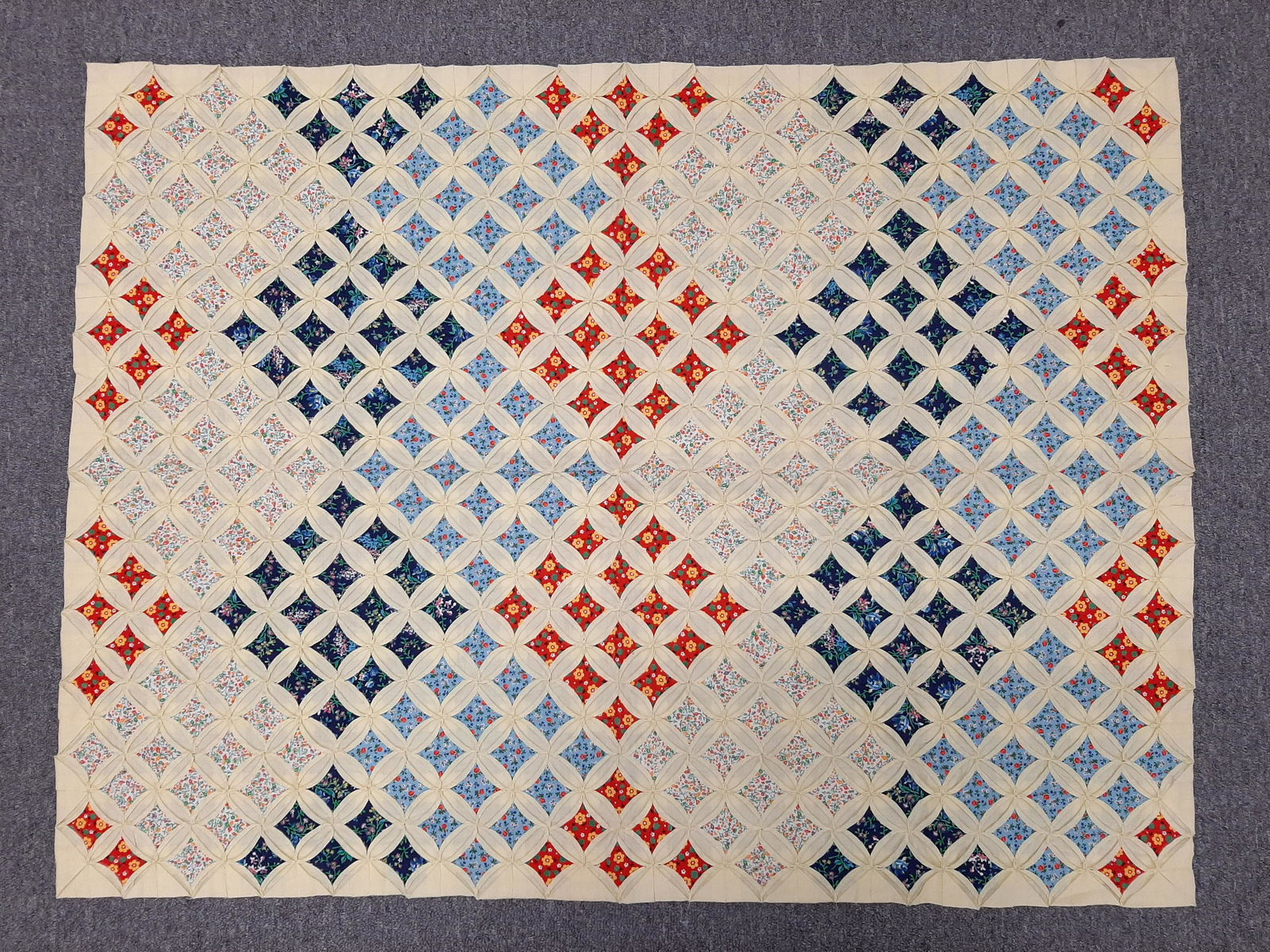 Antique Crib Quilt (1 of 2)