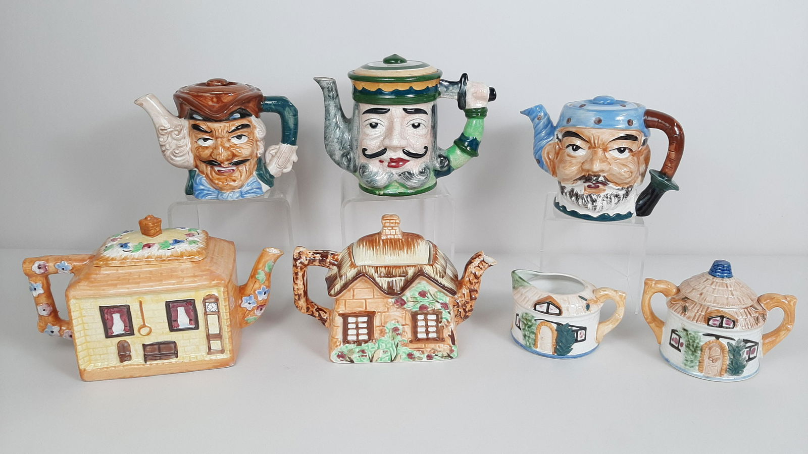 7 Mugs and Pitchers incl. Toby Jugs (1 of 6)