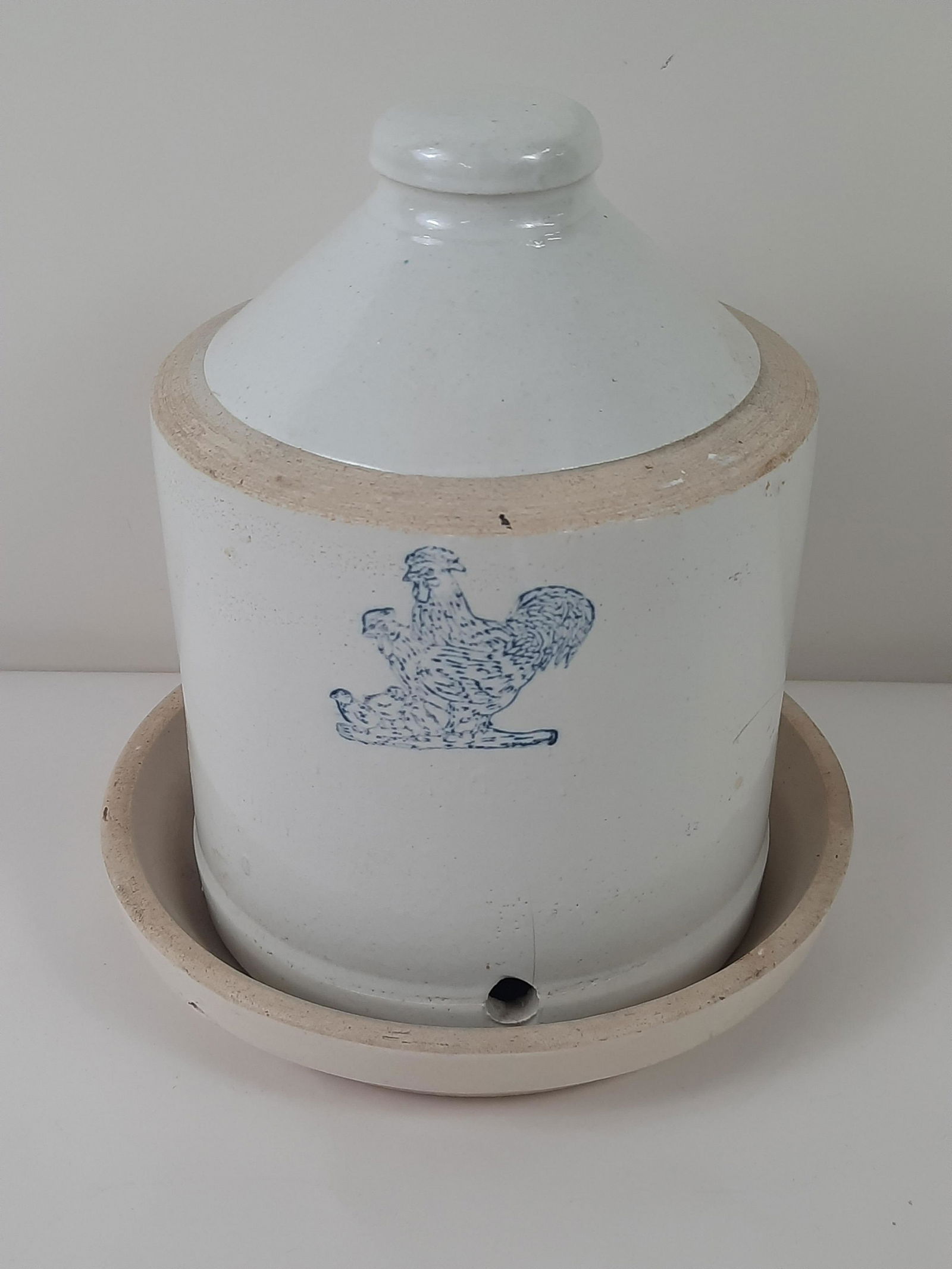 Stoneware Chicken Feeder (1 of 3)