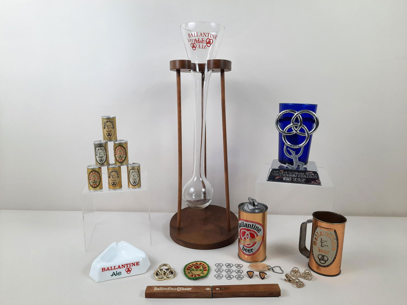29 Pcs Ballantine Beer Advertising incl Lighter (1 of 8)