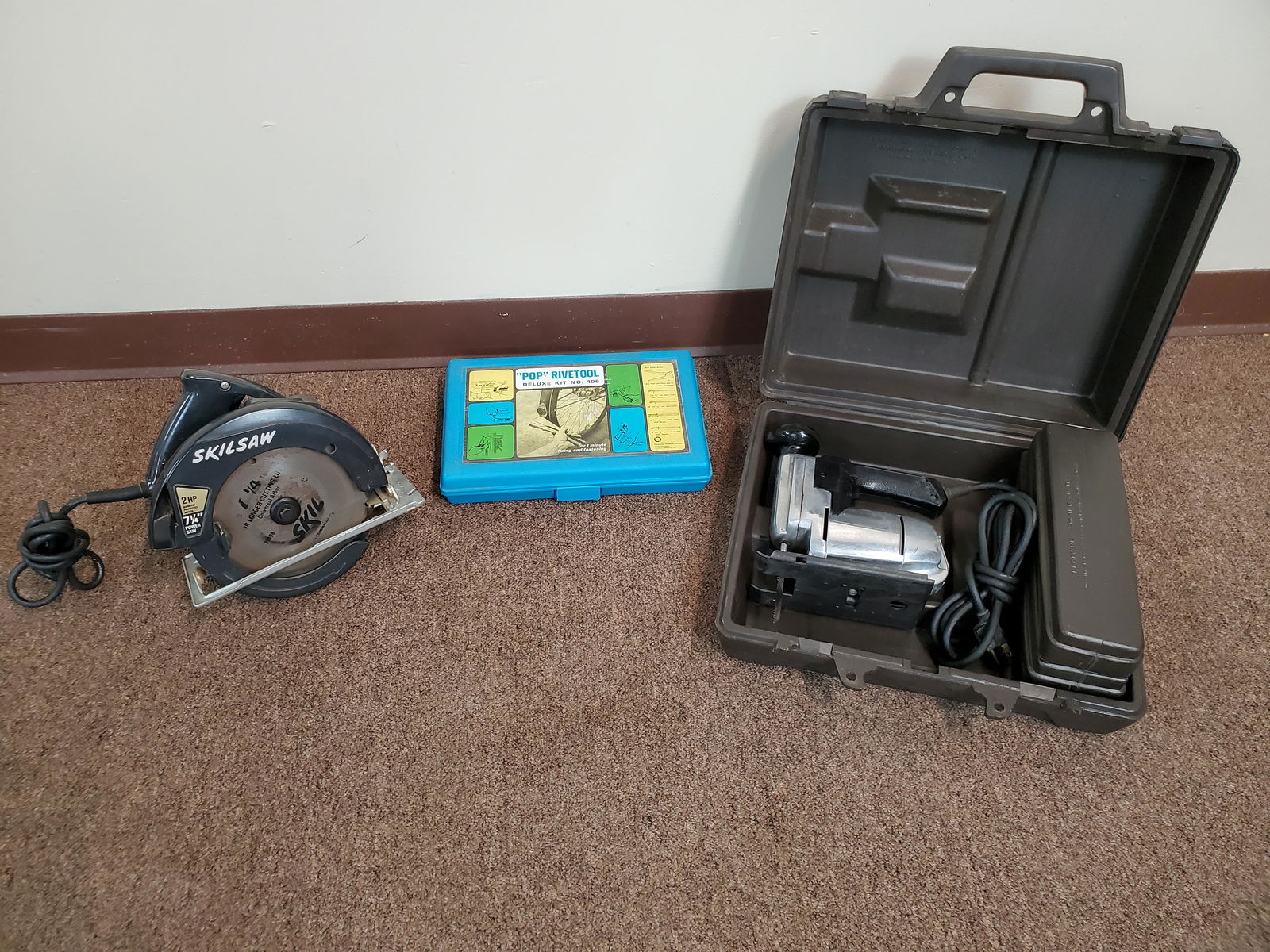 Skil Saw, Craftsman Scroll Saw, "Pop" Rivetool (1 of 7)