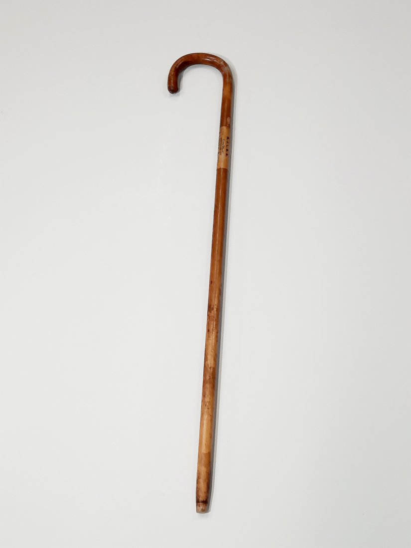 Advertising Cane for Brewers of Camden Beer: "8th Annual Convention N.J.L.B.A. Compliments Brewers of Camden Beer and Lord Camden Ale." 34½" long. Some wear to finish.