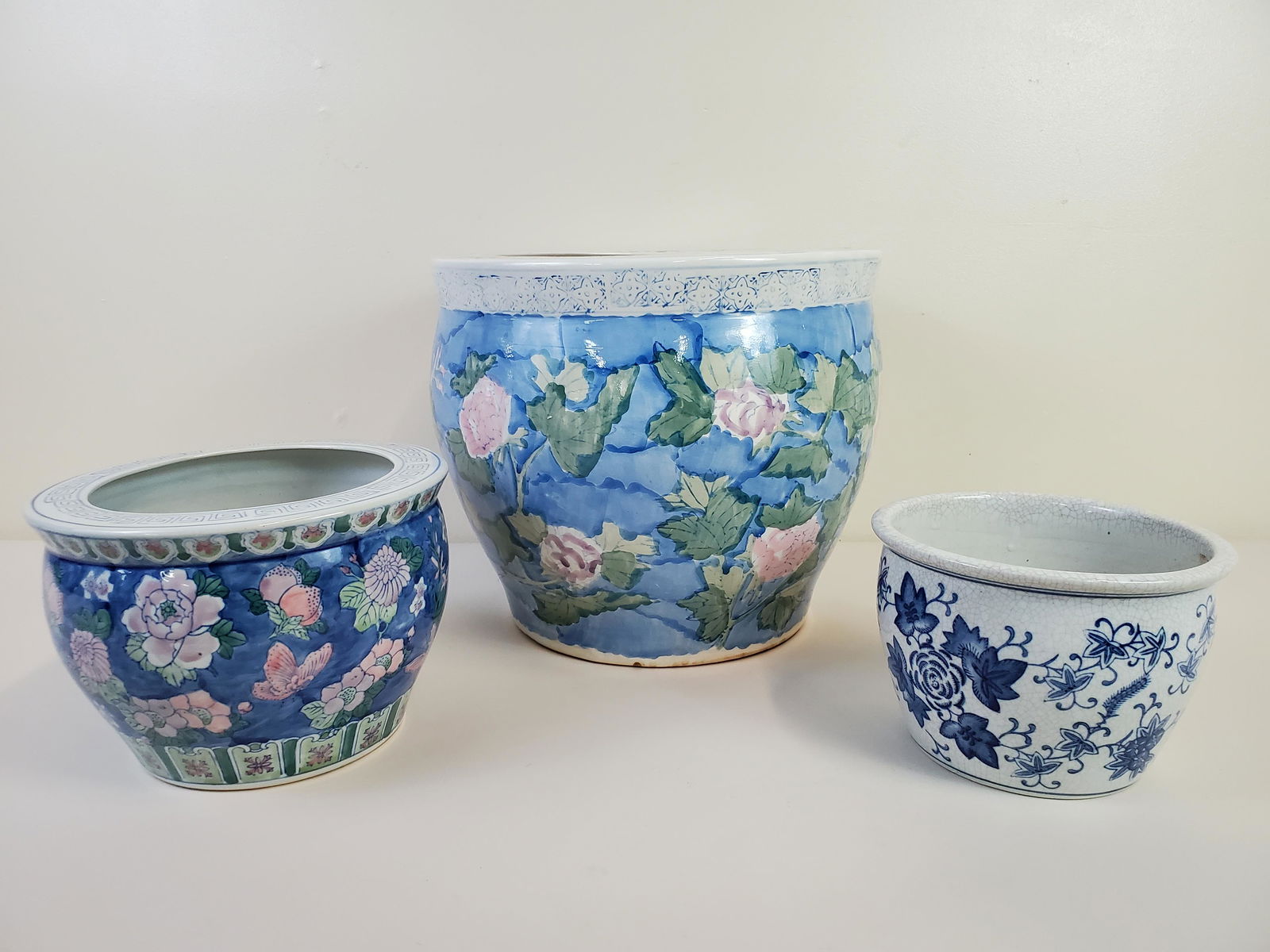 3 Ceramic Planters (1 of 4)