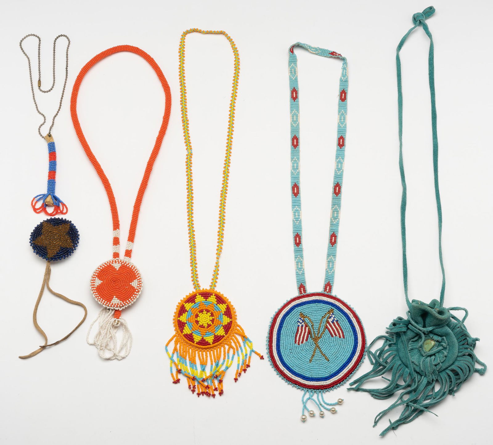5 Pcs Native Amer Beaded Jewelry & Medicine Bag (1 of 2)