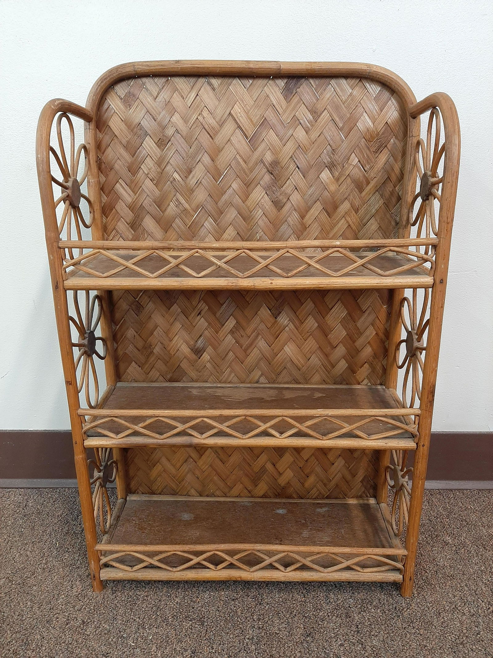 Wicker Wall Shelf (1 of 4)