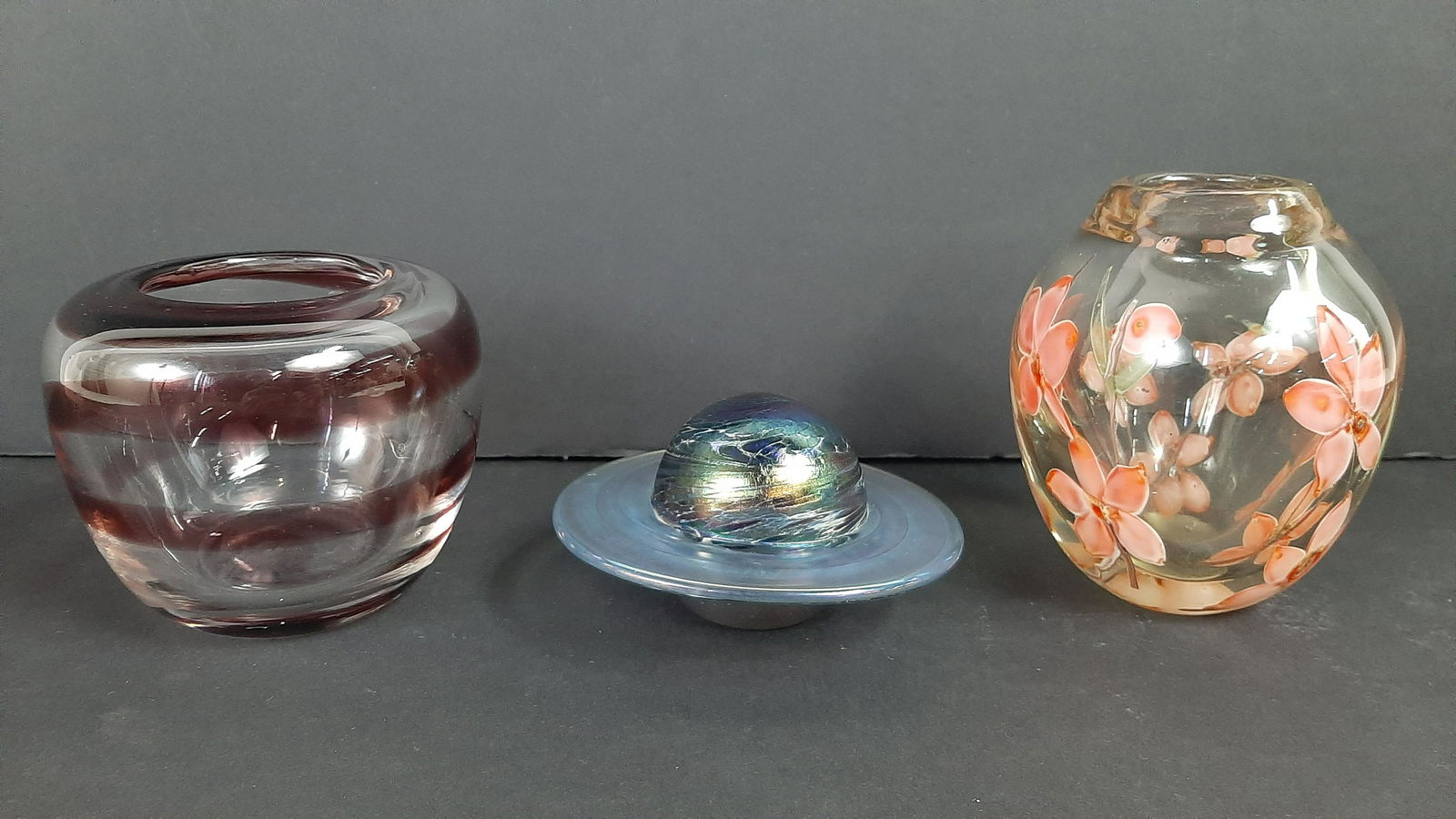 3 Pcs Art Glass incl. Signed Paperweight (1 of 8)