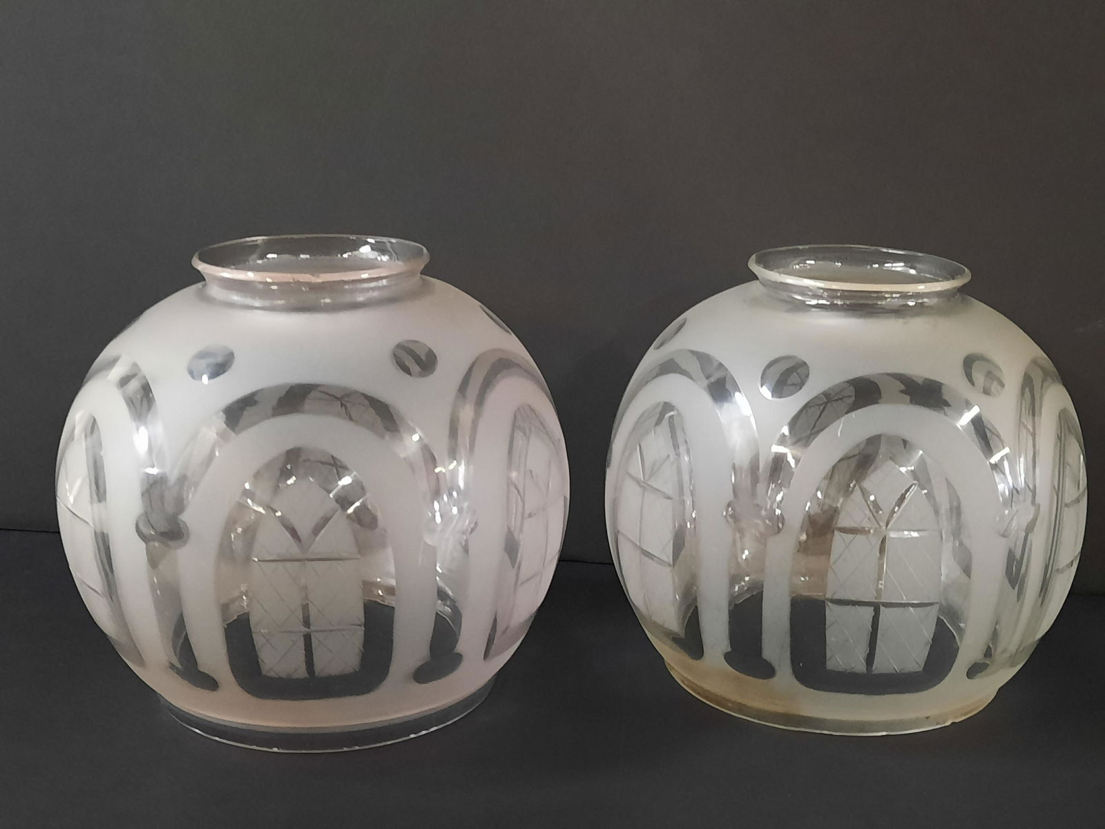 Pr Frosted Lamp Shades (1 of 2)