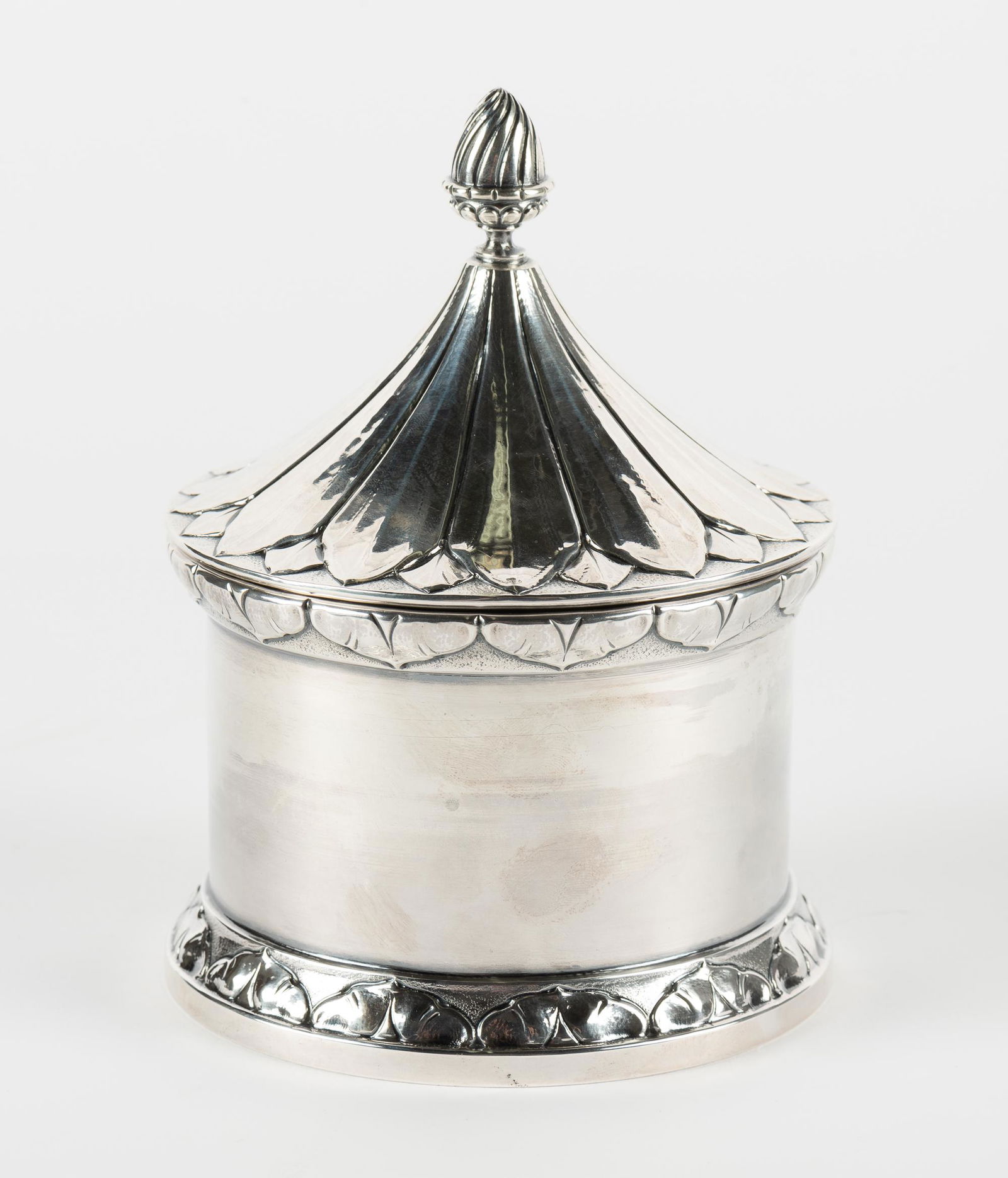 Arts & Crafts Sterling Lidded Box (1 of 4)