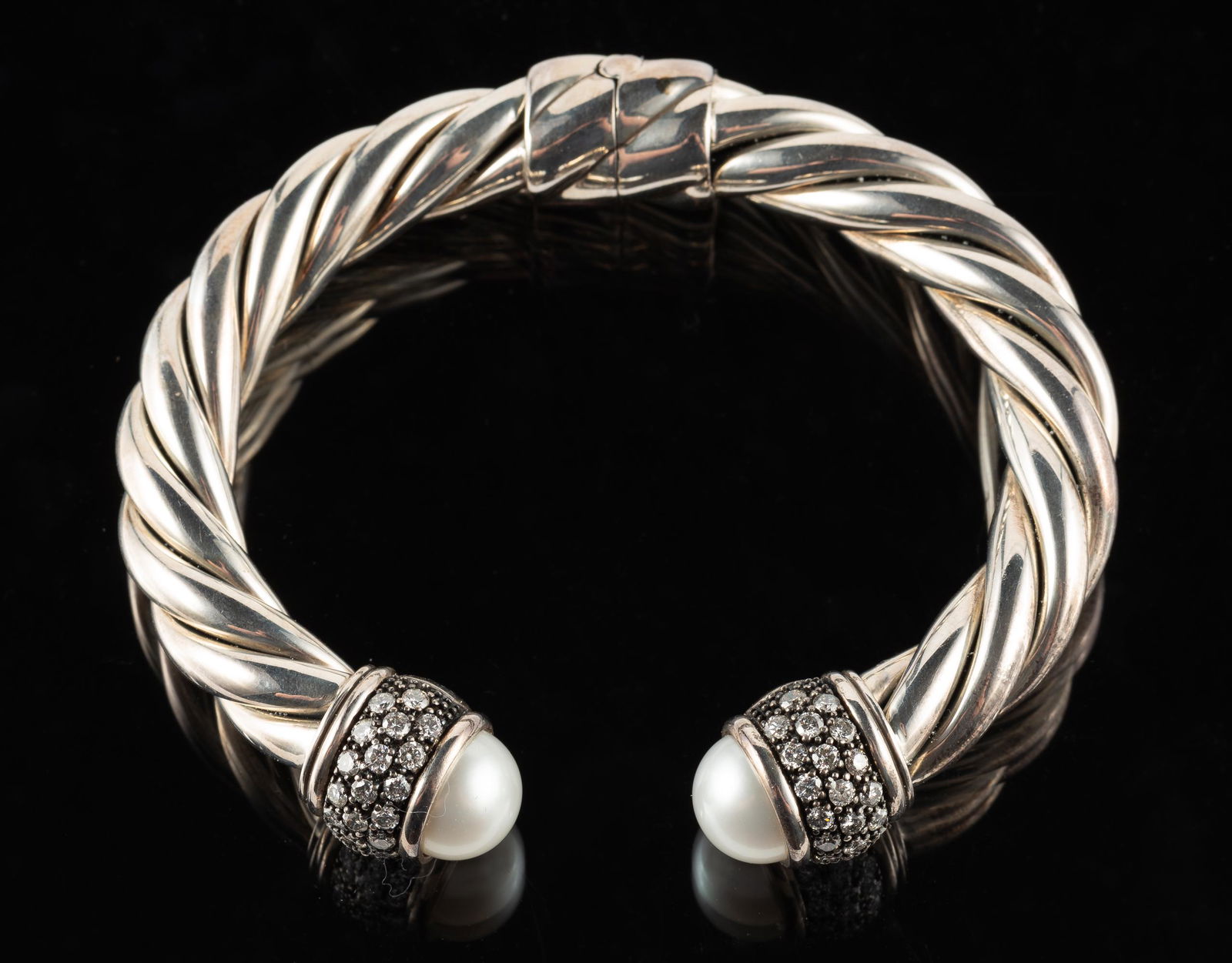 David Yurman 1.25 CTW Diamond & Pearl Cuff (1 of 7)