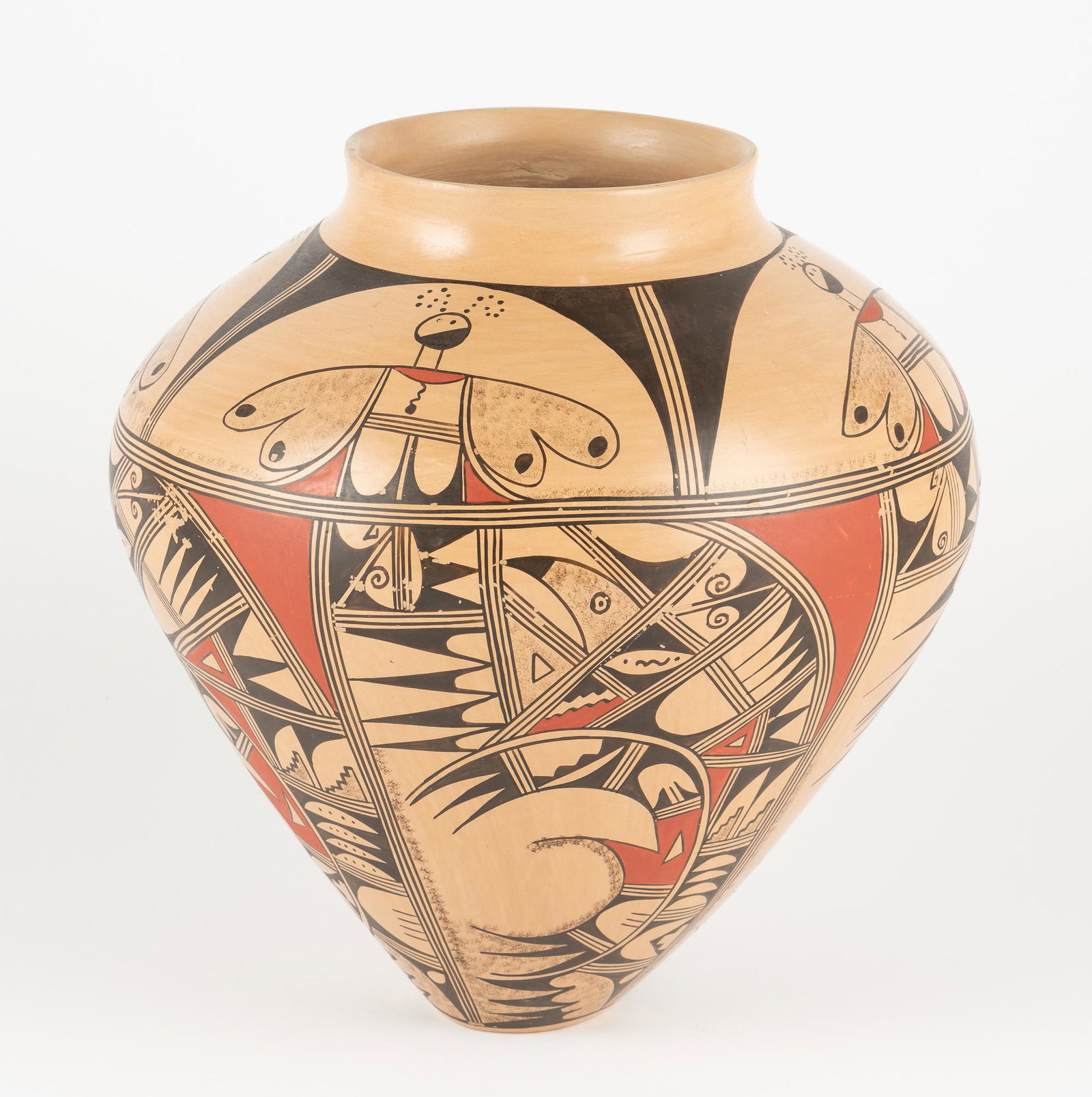 Hopi Pottery Jar Signed Loretta Silas: DESCRIPTION: Hopi pottery jar signed Loretta Silas " Hopi " to bottom. MEASUREMENTS: 11 " high x 9-1/2 " diameter at widest point. CONDITION: Small areas of paint loss near shoulders. IMPORTANT: Befor
