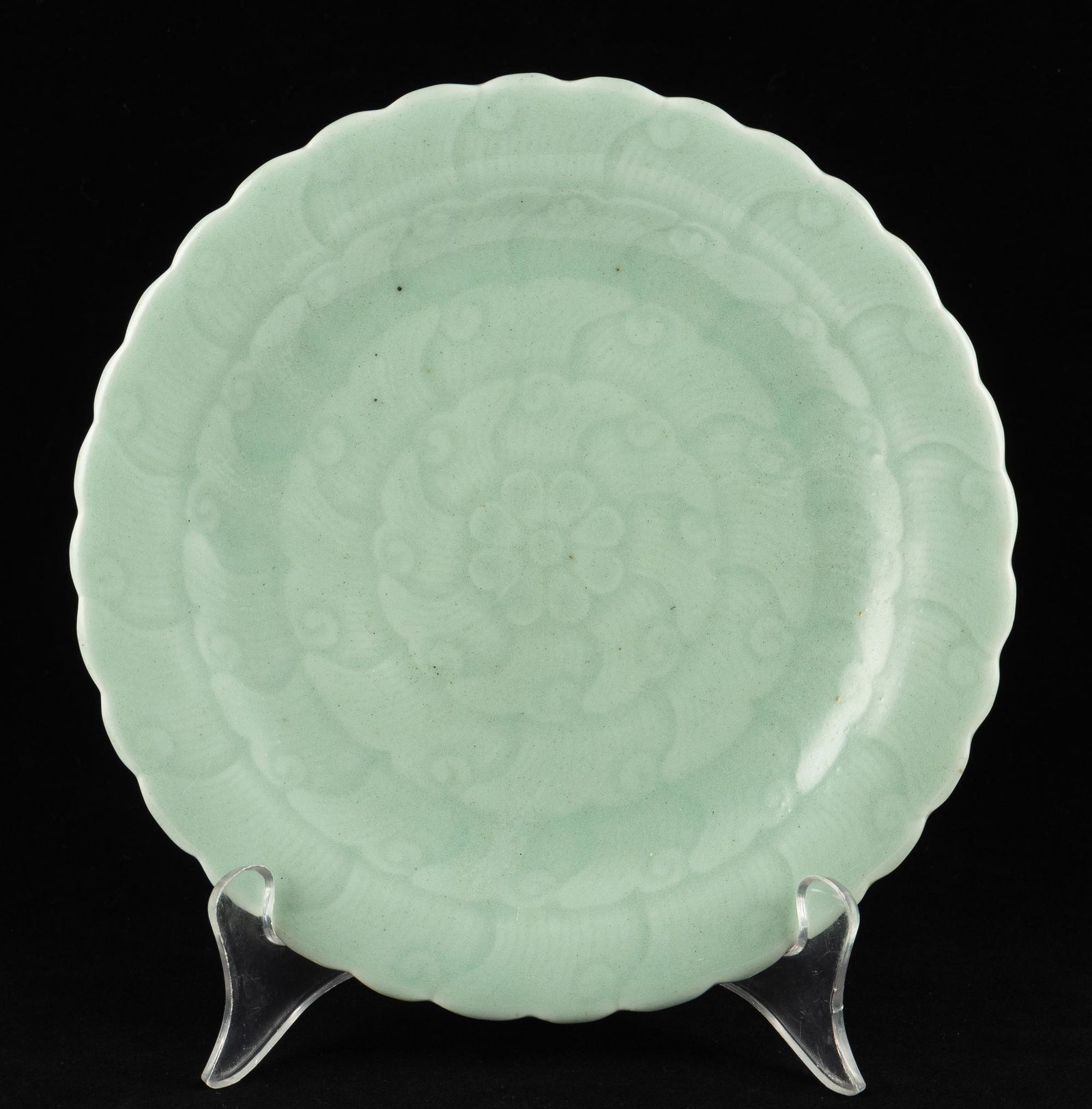 Qianlong Celadon Dish (1 of 4)