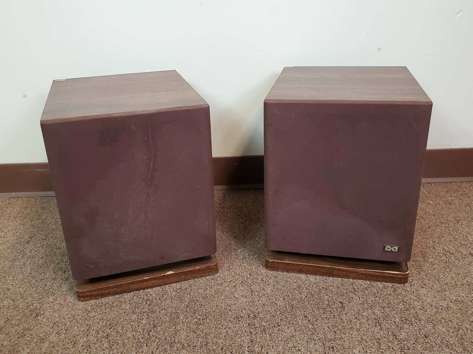Pair Of Design Acoustics PS10A Speakers: 11" wide X 14" deep X 14" high. Working. IMPORTANT: Before bidding, please read the terms and conditions. When you registered for the auction you agreed to these terms and will be required to comply w