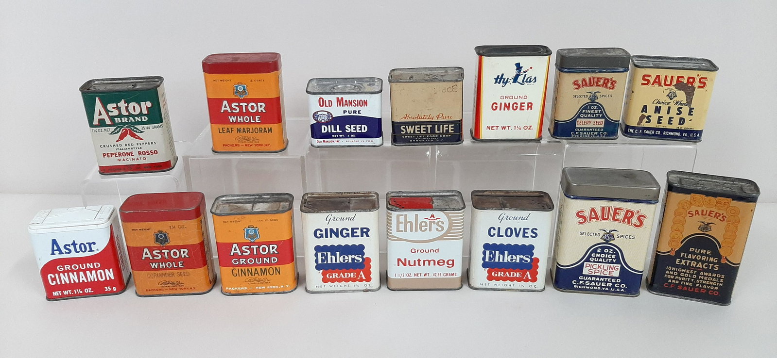 15 Vintage Advertising Spice Tins incl. Sauer's: Also includes Astor, Ehlers, and Old Mansion, Hy-Klas, and Sweet Life. 2" to 2-1/2" wide X 1" to 1-1/2" deep X 2" to 3-1/2" high. IMPORTANT: Before bidding, please read the terms and conditions. When 