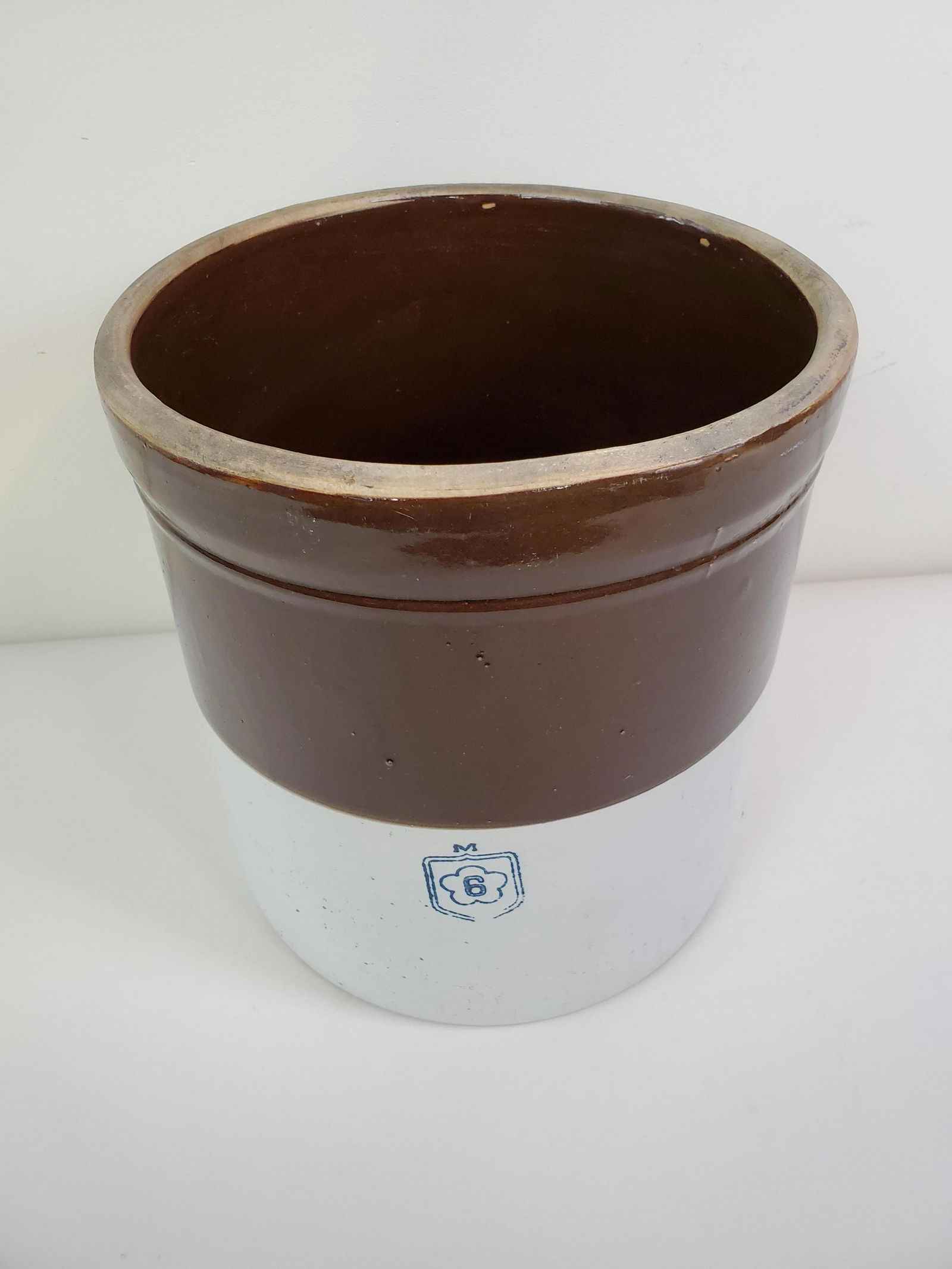 Red Wing 6 Gallon Crock (1 of 4)