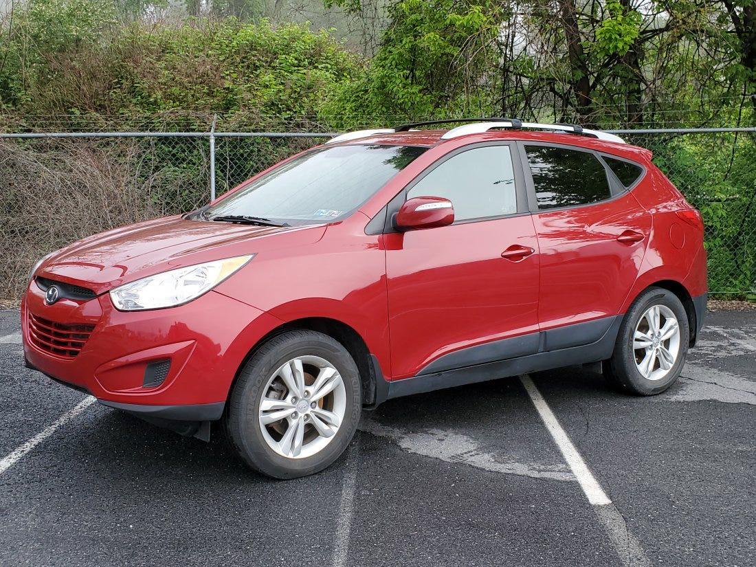 2012 Hyundai Tucson AWD (1 of 10)
