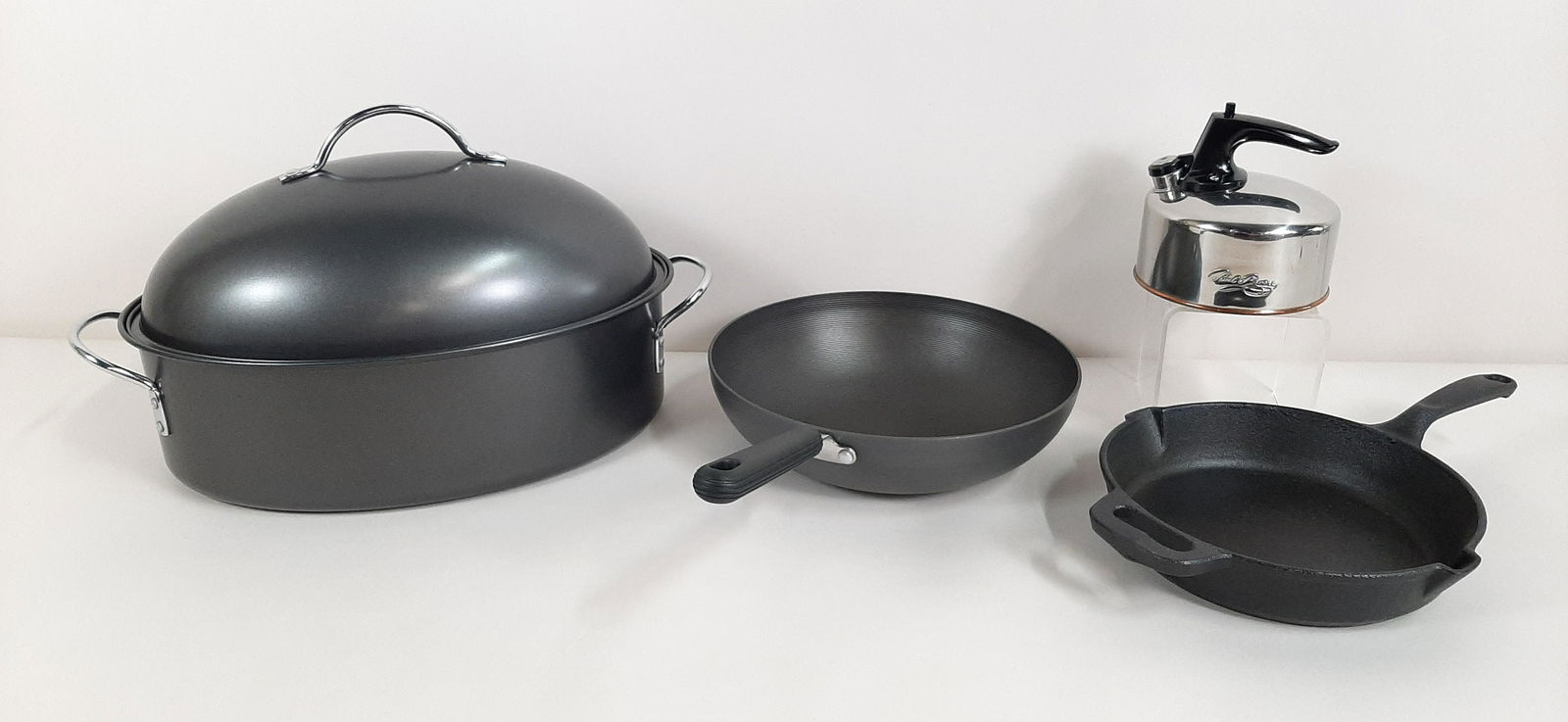 4 Pcs Cookware incl Roaster and Guy Fieri (1 of 6)